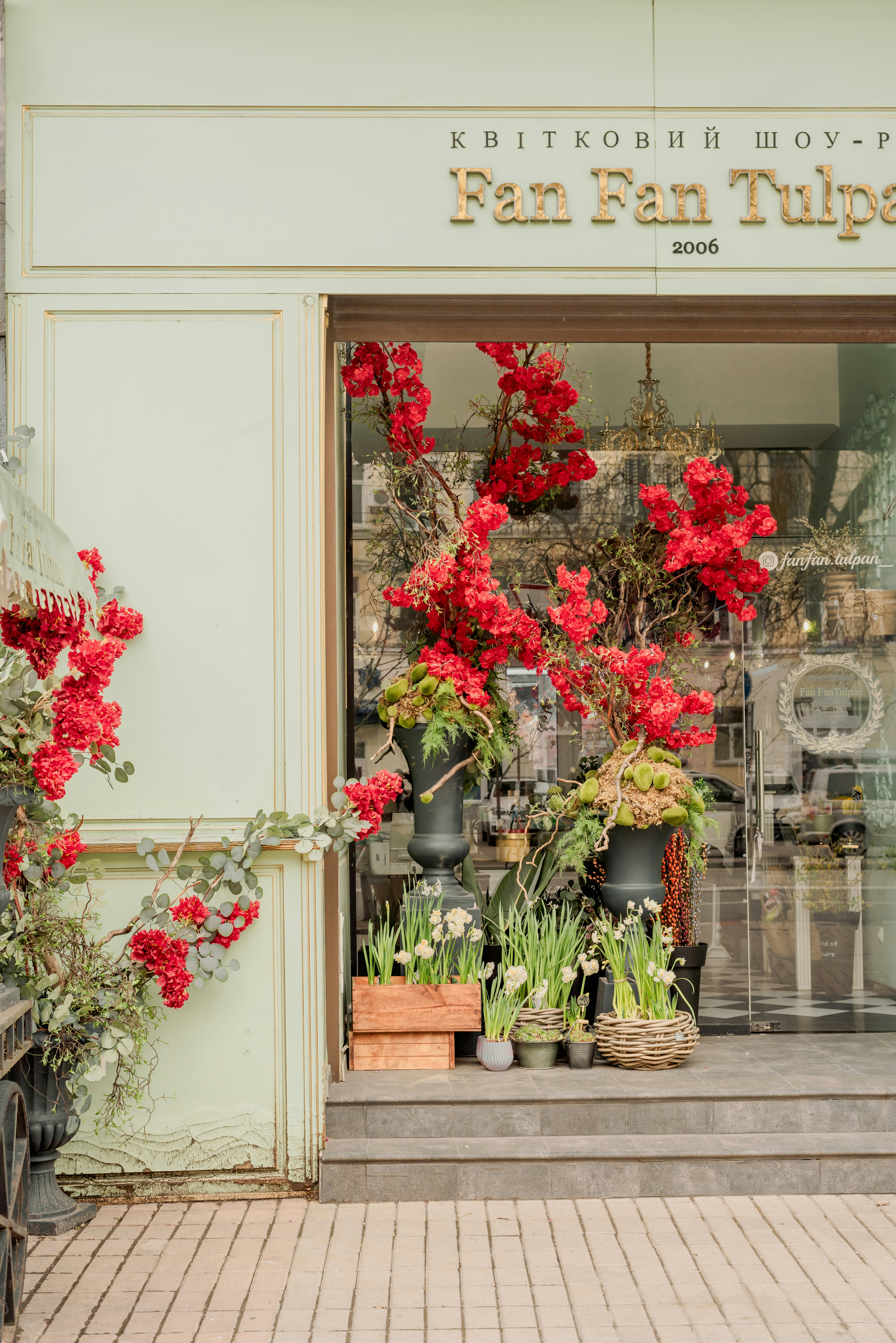 Photo by eugenivy_now