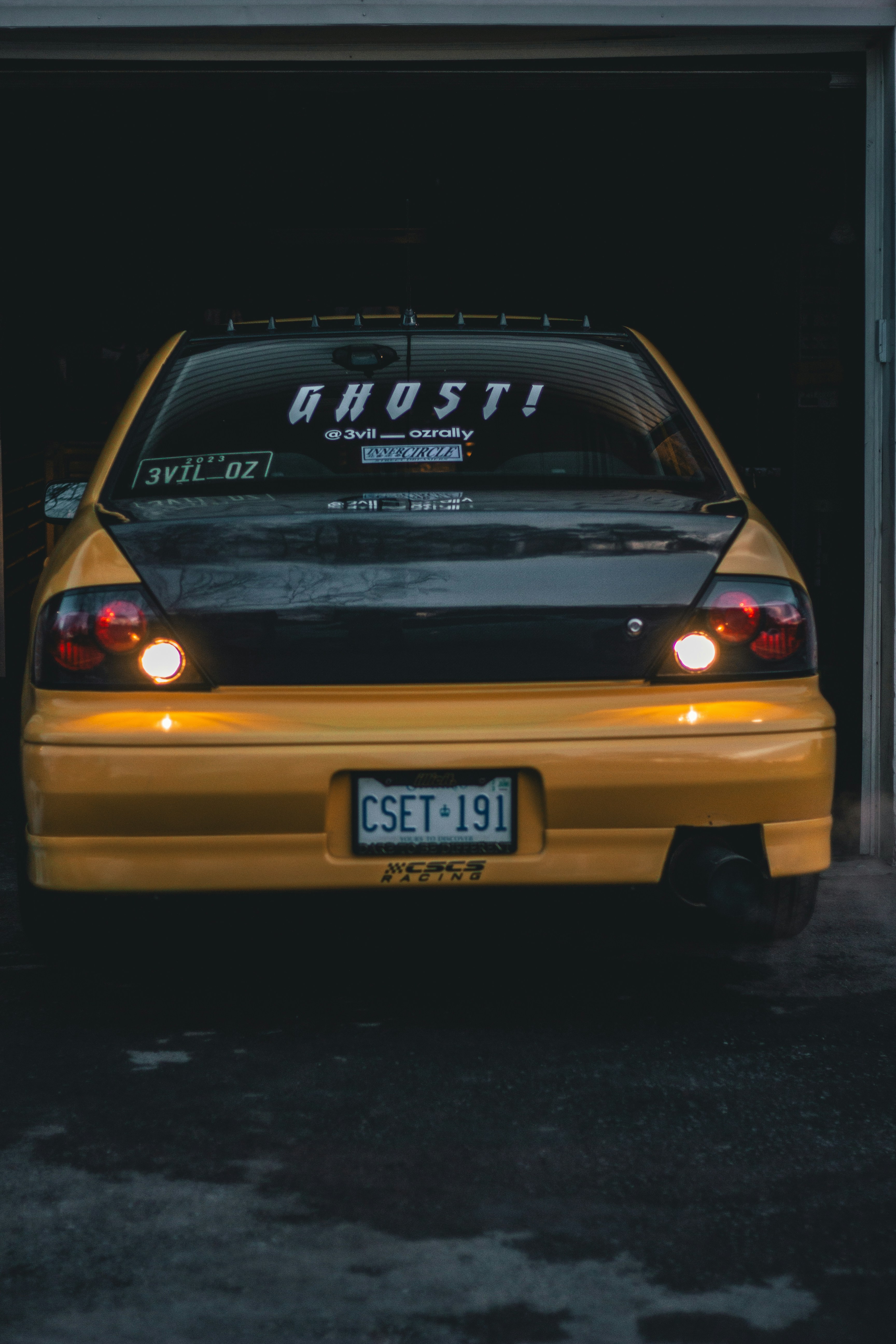 photo-1711561086215-dccfd1ff6efc?ixid=M3wxMjA3fDB8MXxzZWFyY2h8Mnx8ZGlydHklMjByb3VsZXR0fGVufDB8fHx8MTc0NTA3NTUxN3ww\u0026ixlib=rb-4.0.3