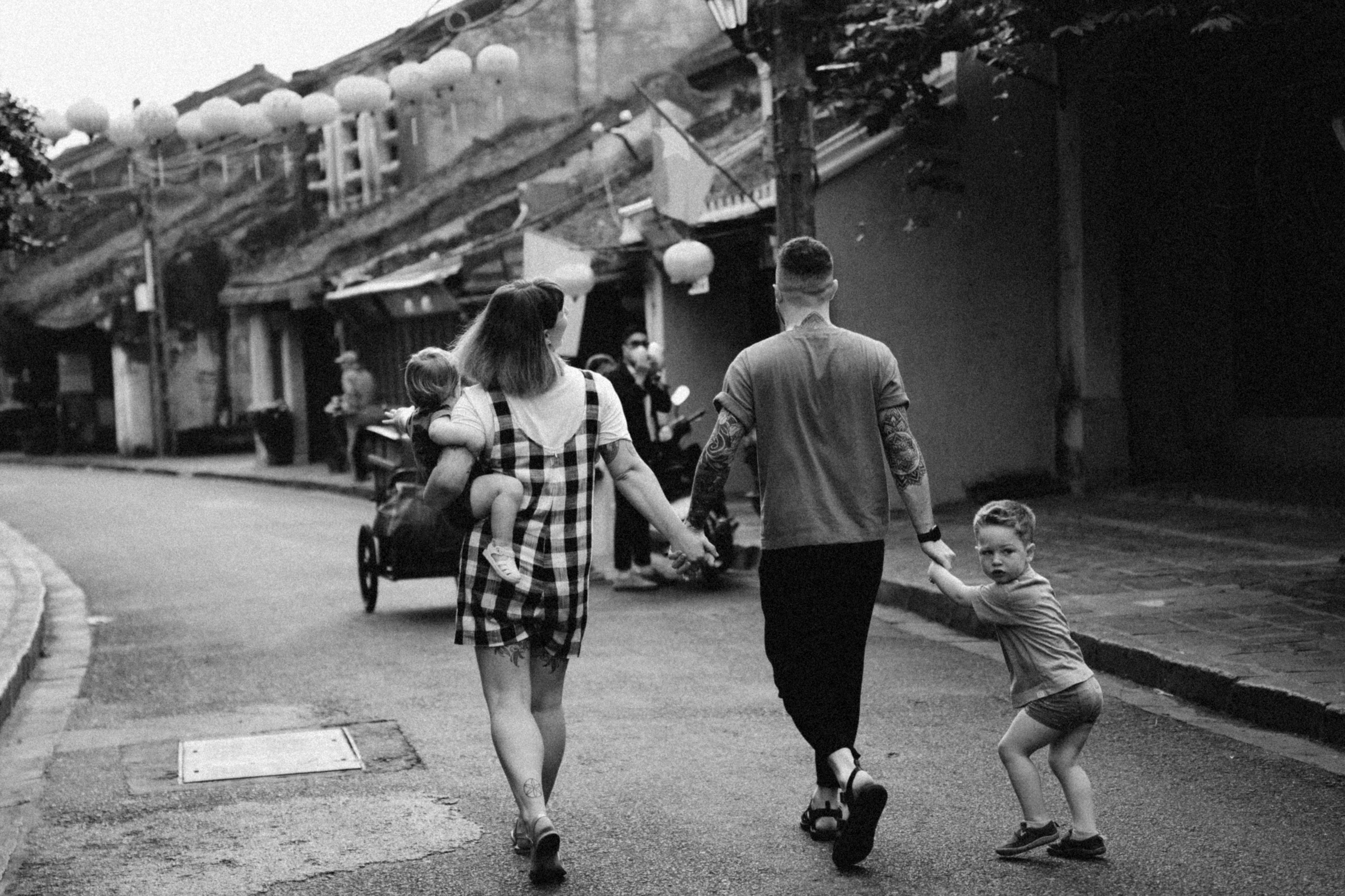 family in a busy city - family travel safety tips