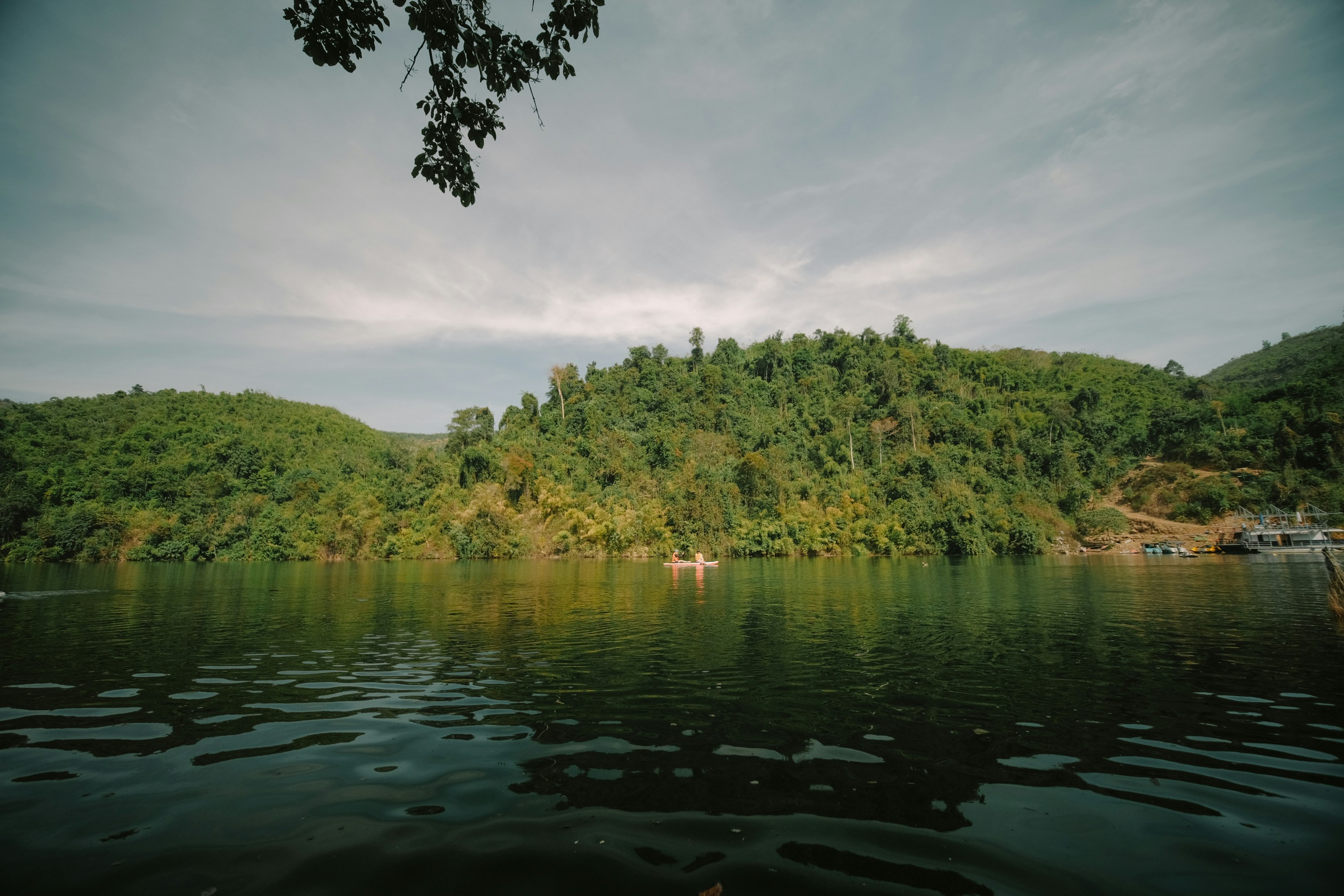 Photo by nguyentrungnguyen