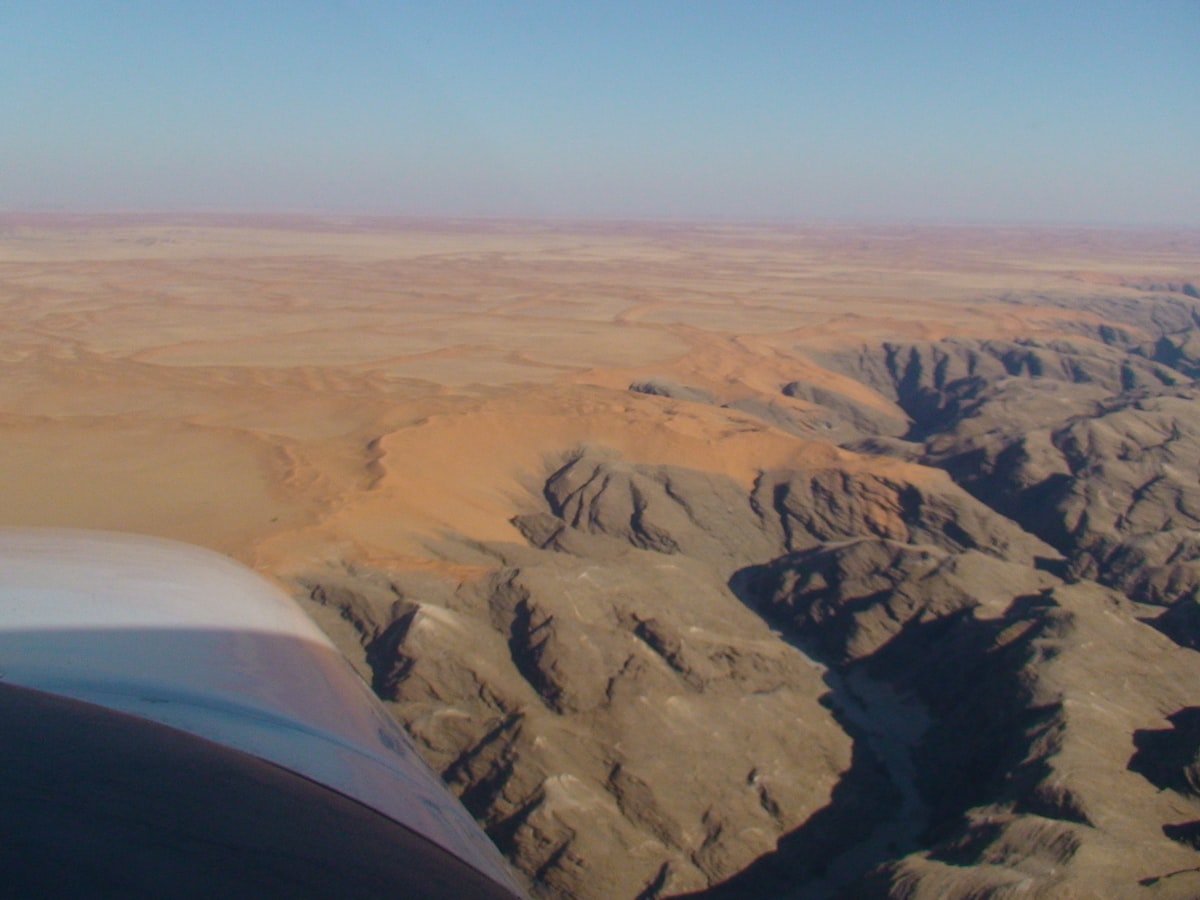 Cabine d'avion long courrier vers la Namibie