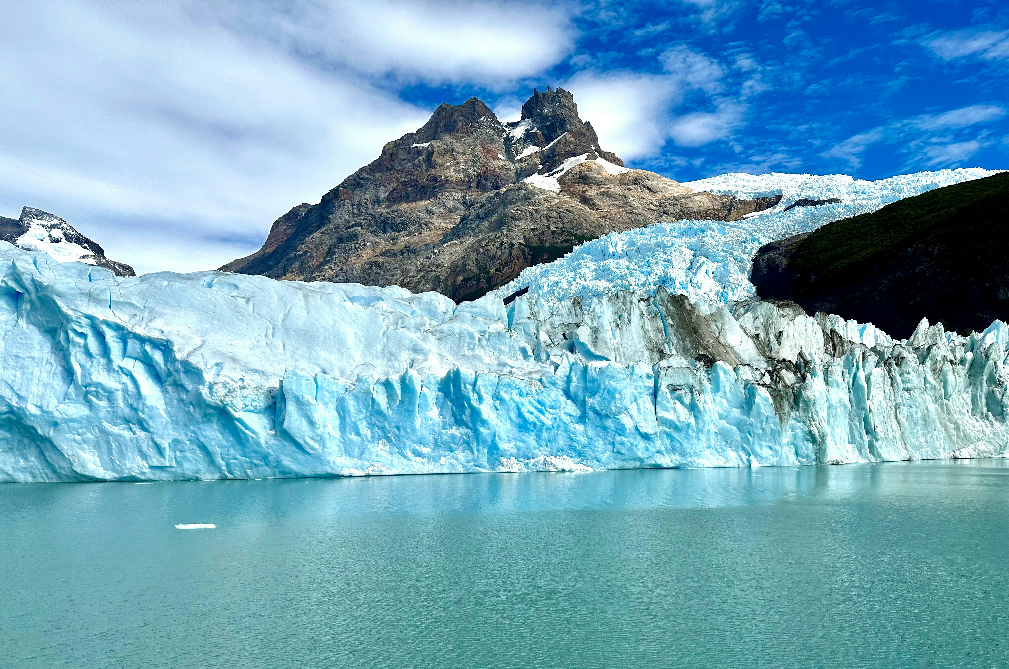 Photo by maximilian_brand