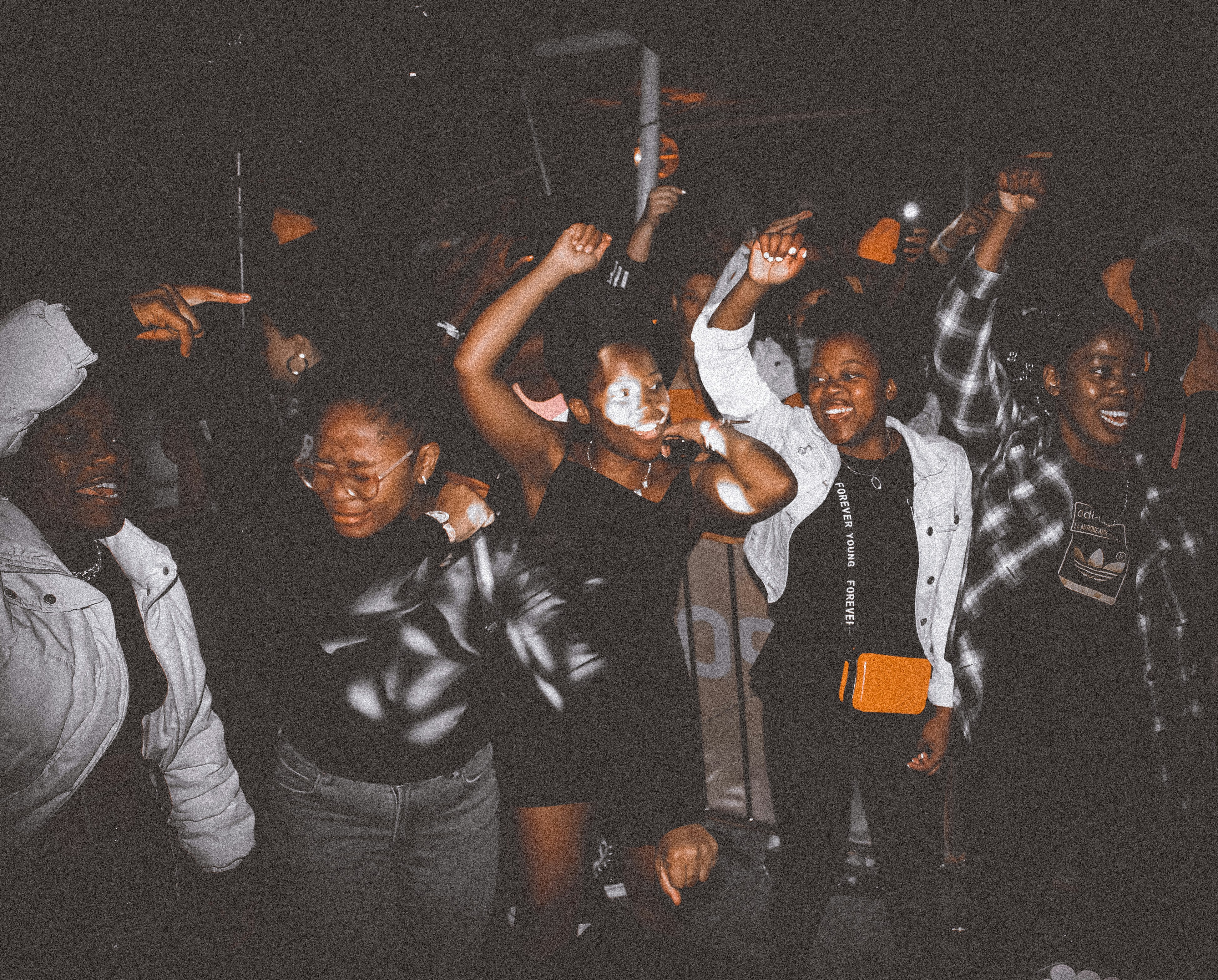 Photo by creative_buzz_co