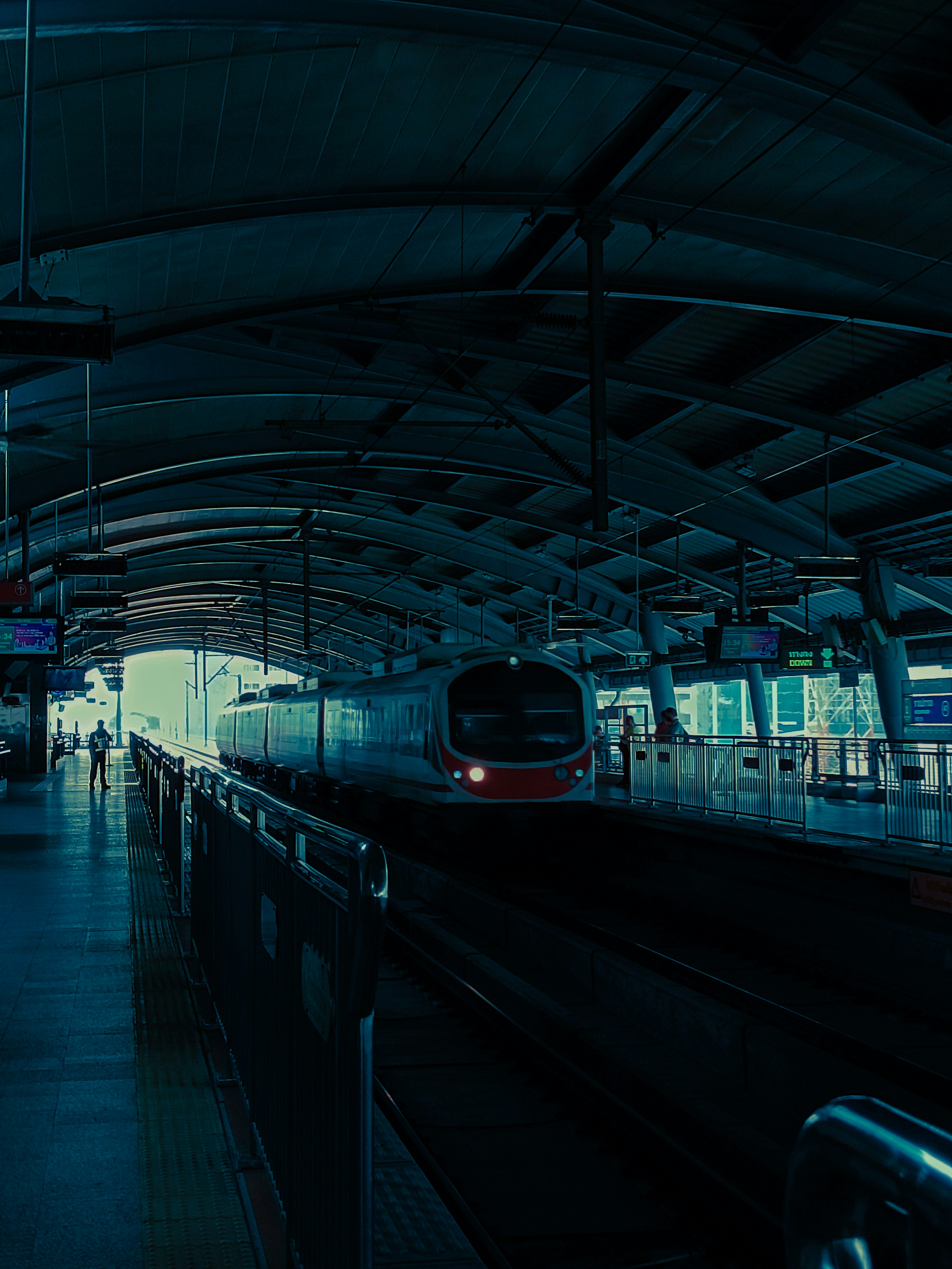 Photo by watsaphon_kokklang