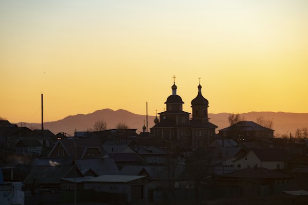 The Ascension church against the hills at sunset — Ulan-Ude, Russia