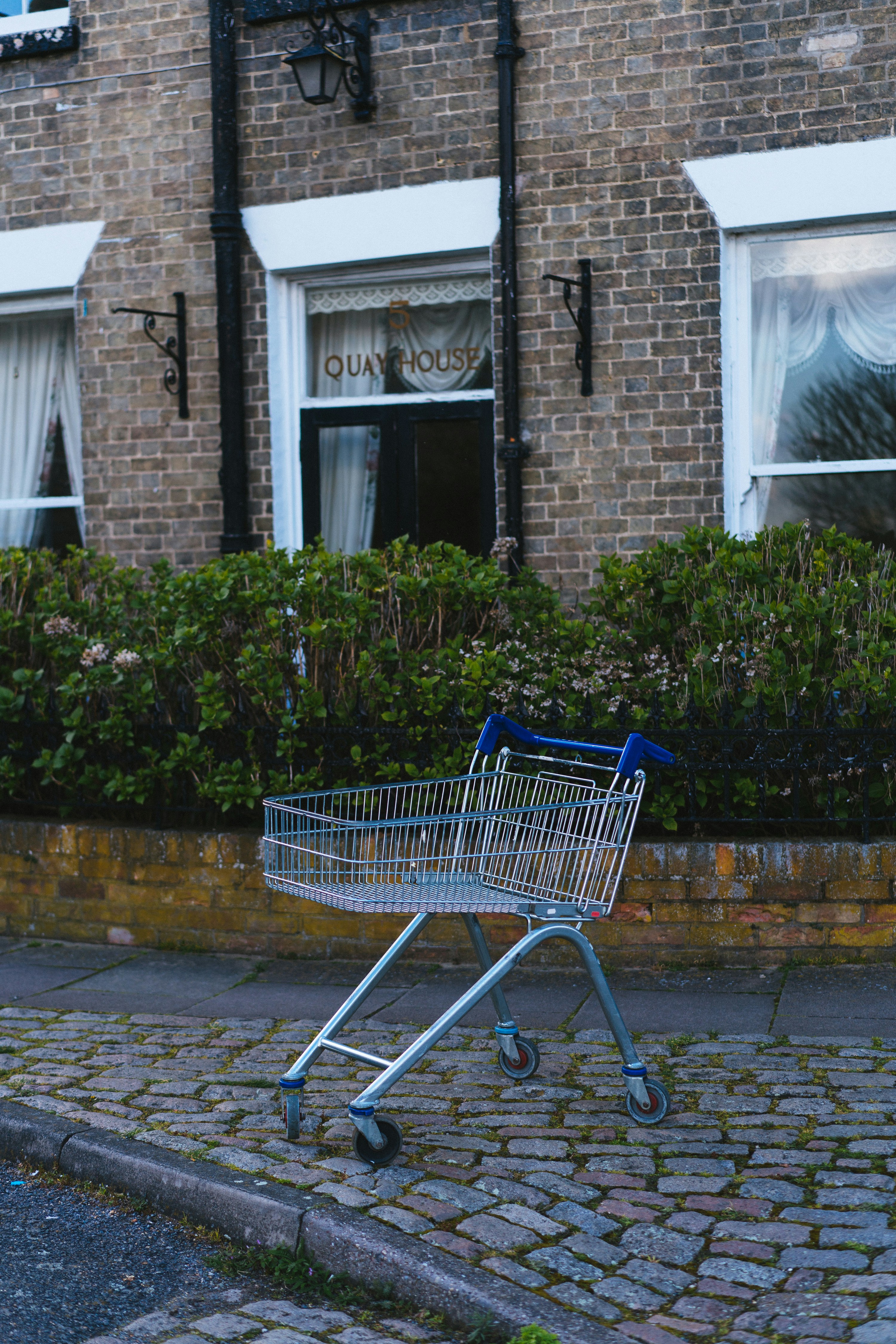 Photo by philhearing