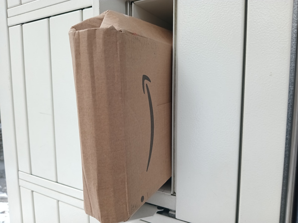 SCHEDULED DELIVERY image background image