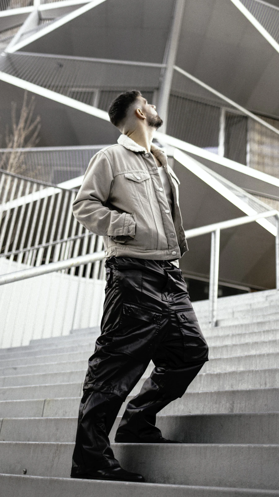 Tapered Cargo Pants