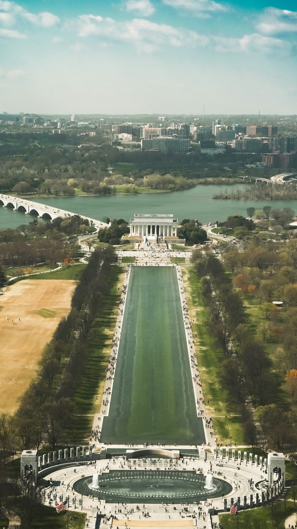 an aerial view of the lincoln memorial in washington dc