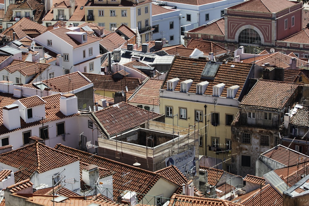 a group of buildings that are next to each other