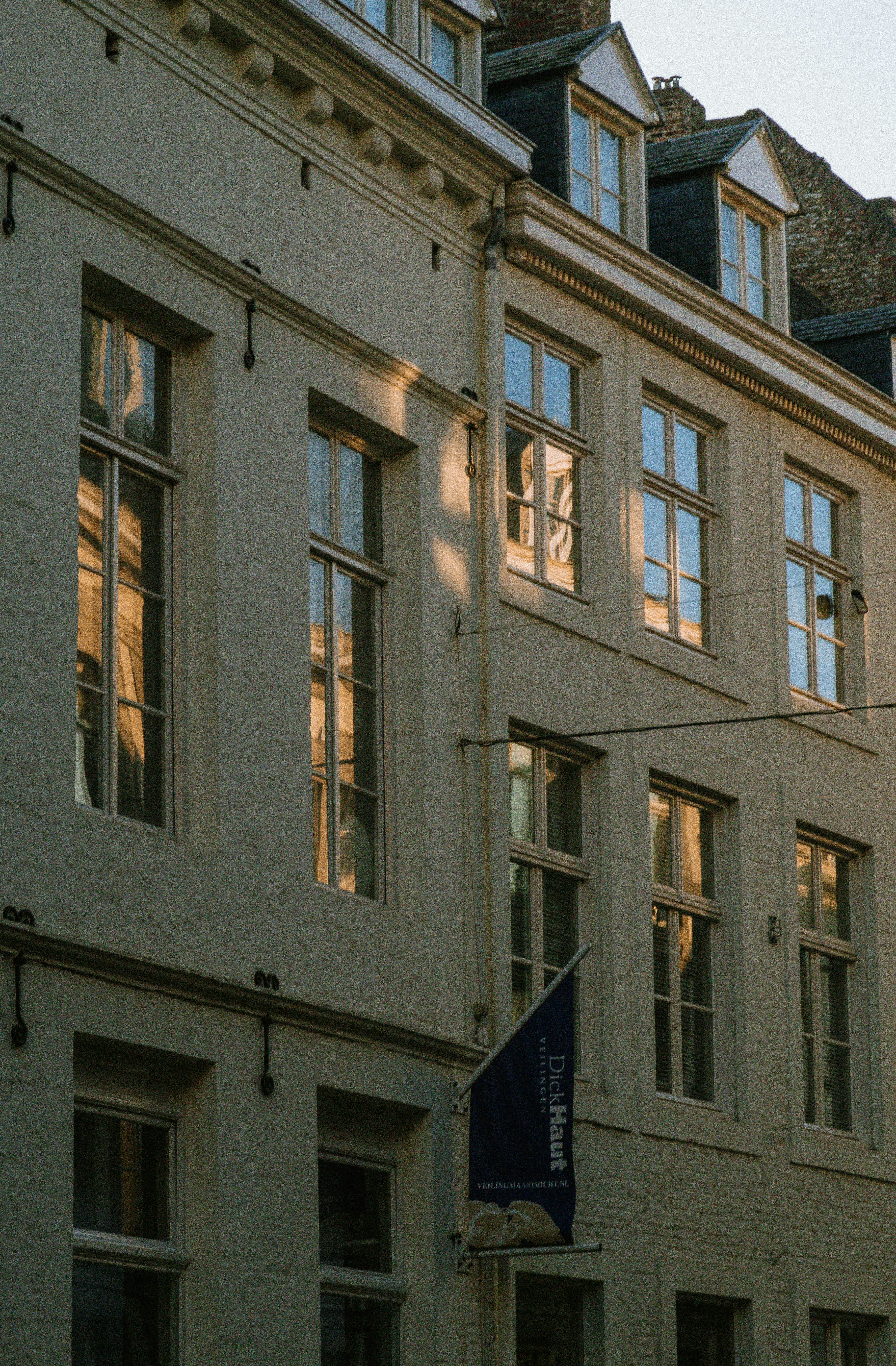 Photo by seenthroughmpk