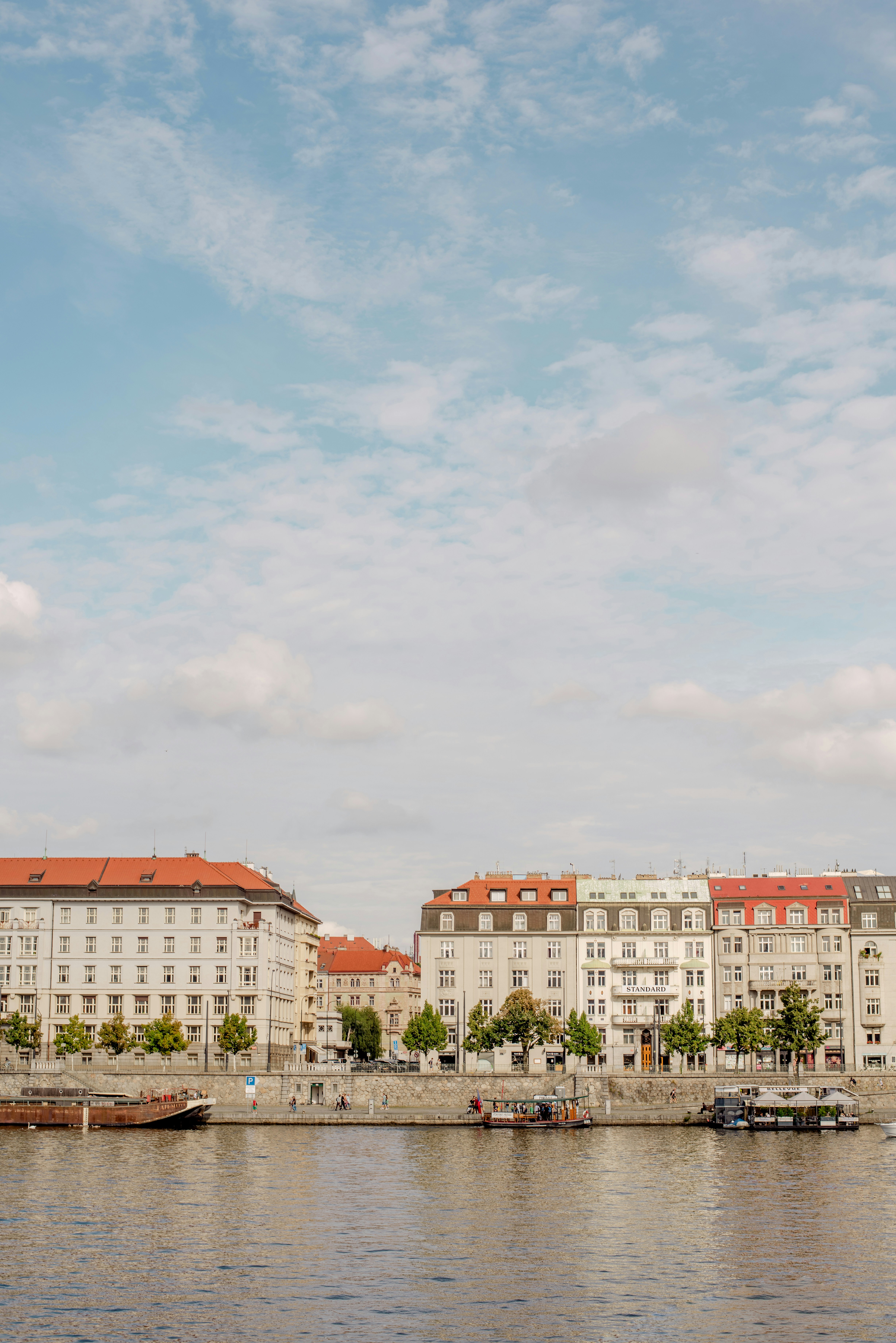 Photo by eugenivy_now