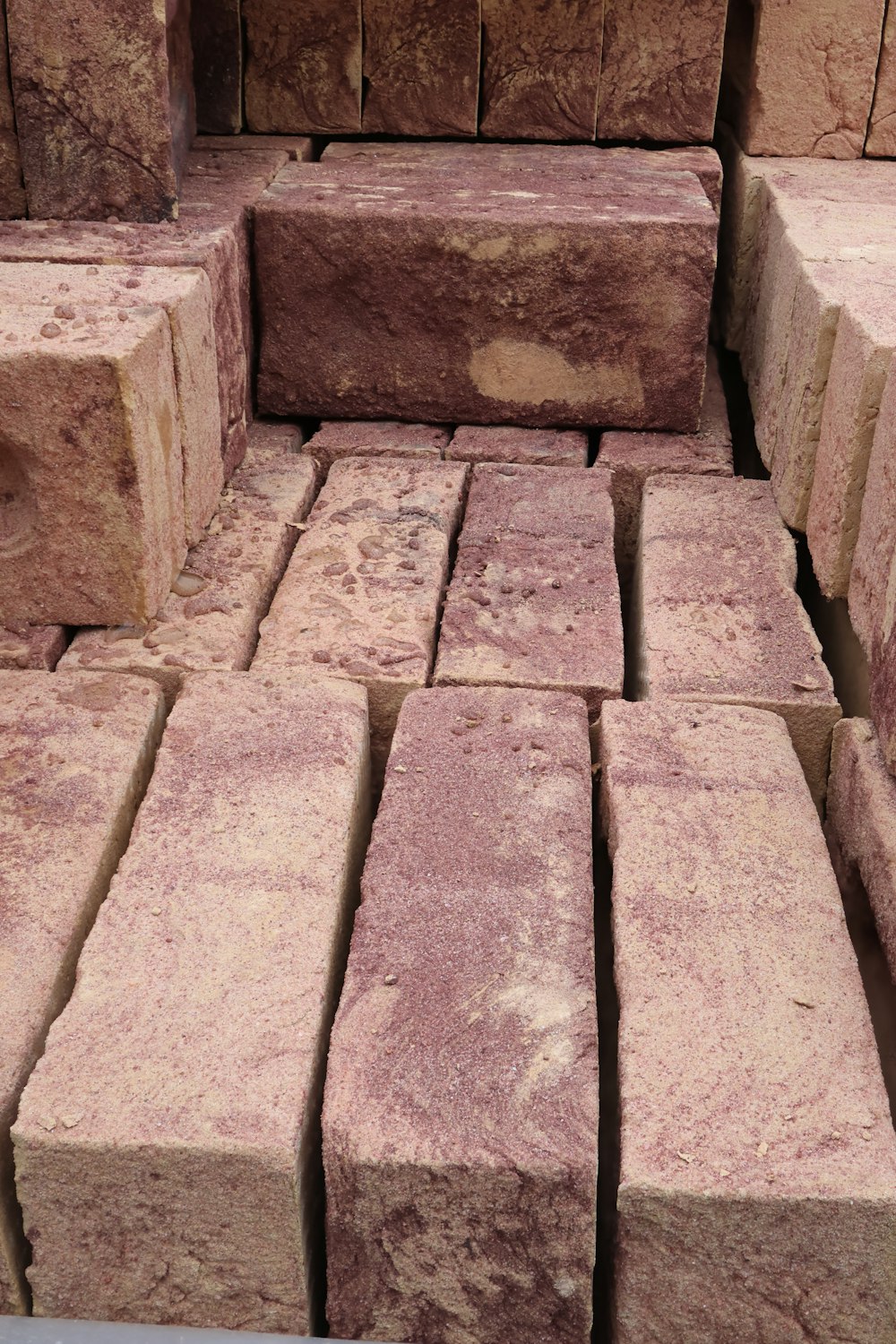 a bunch of bricks stacked on top of each other