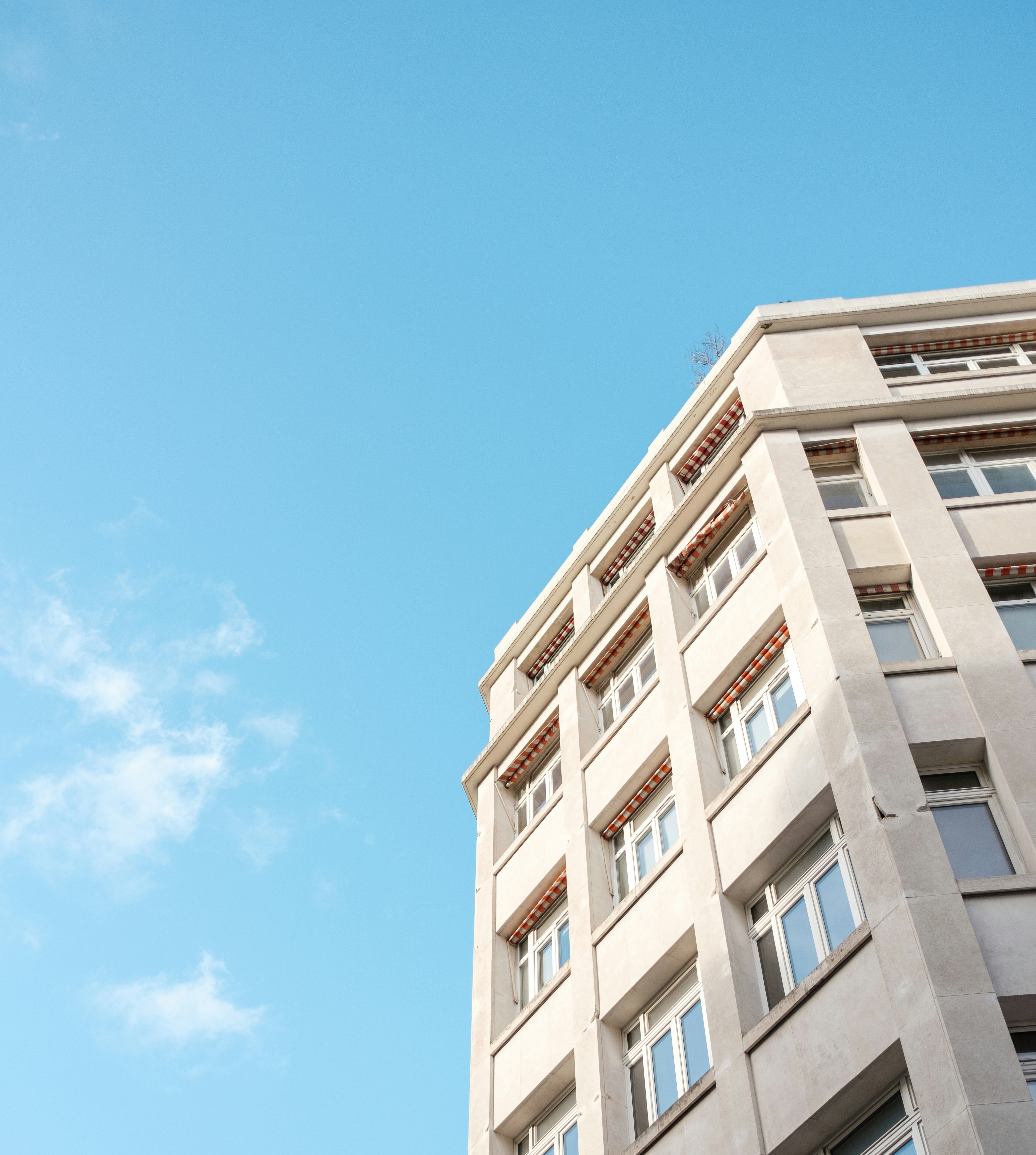 Photo by valentinlacoste