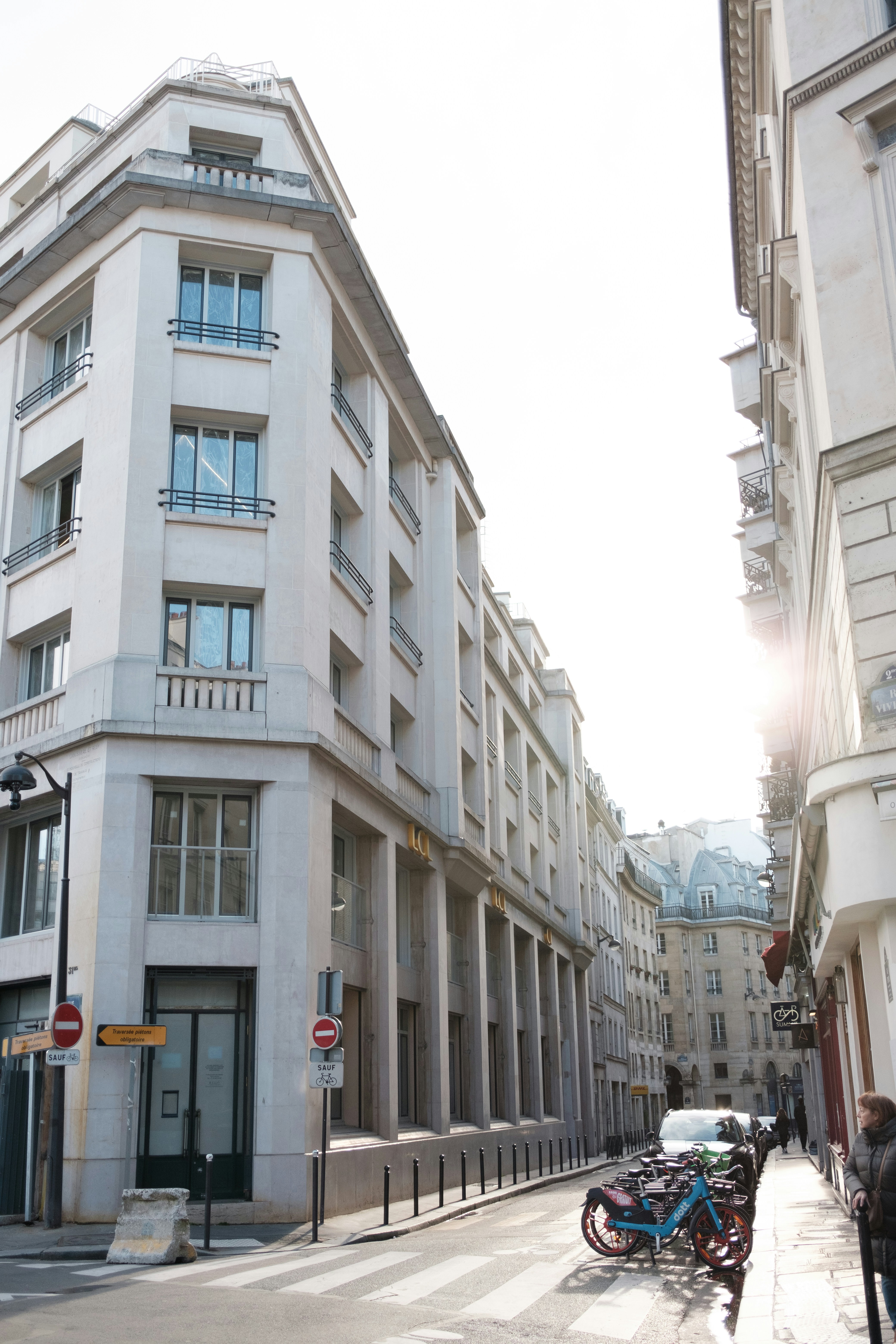 Photo by valentinlacoste