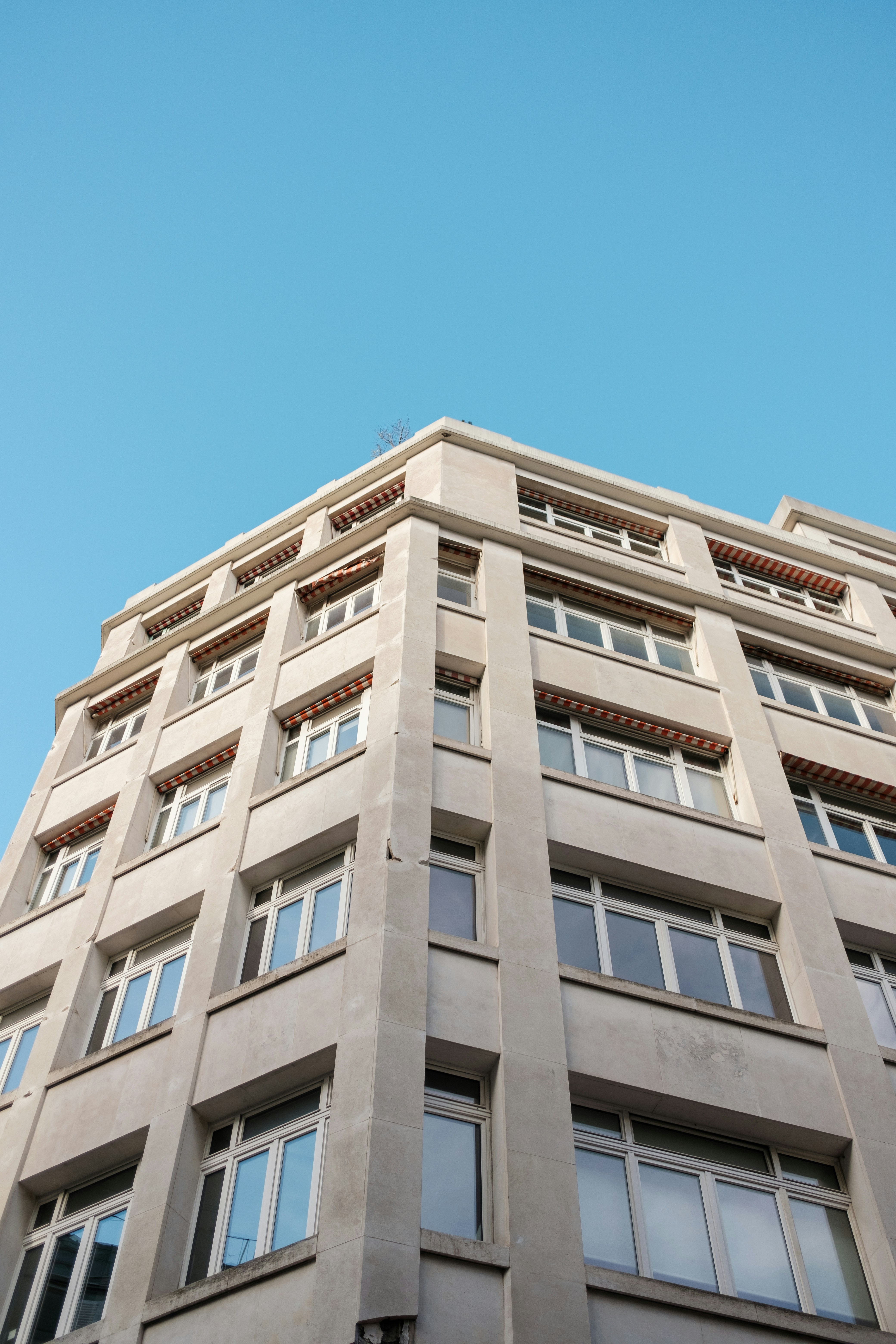 Photo by valentinlacoste