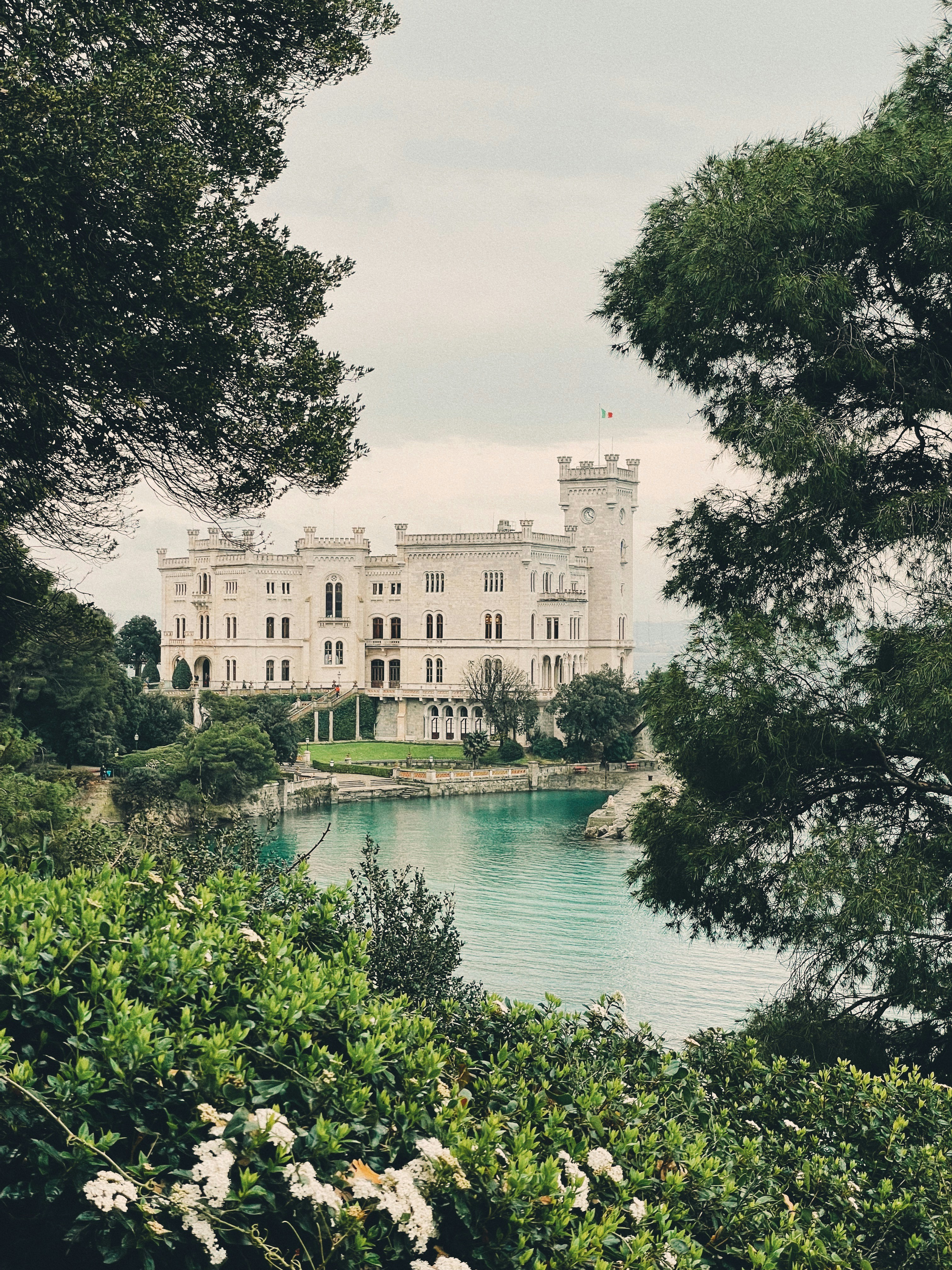 Photo by michaelmartinelli