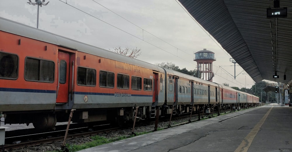 a train is parked at a train station