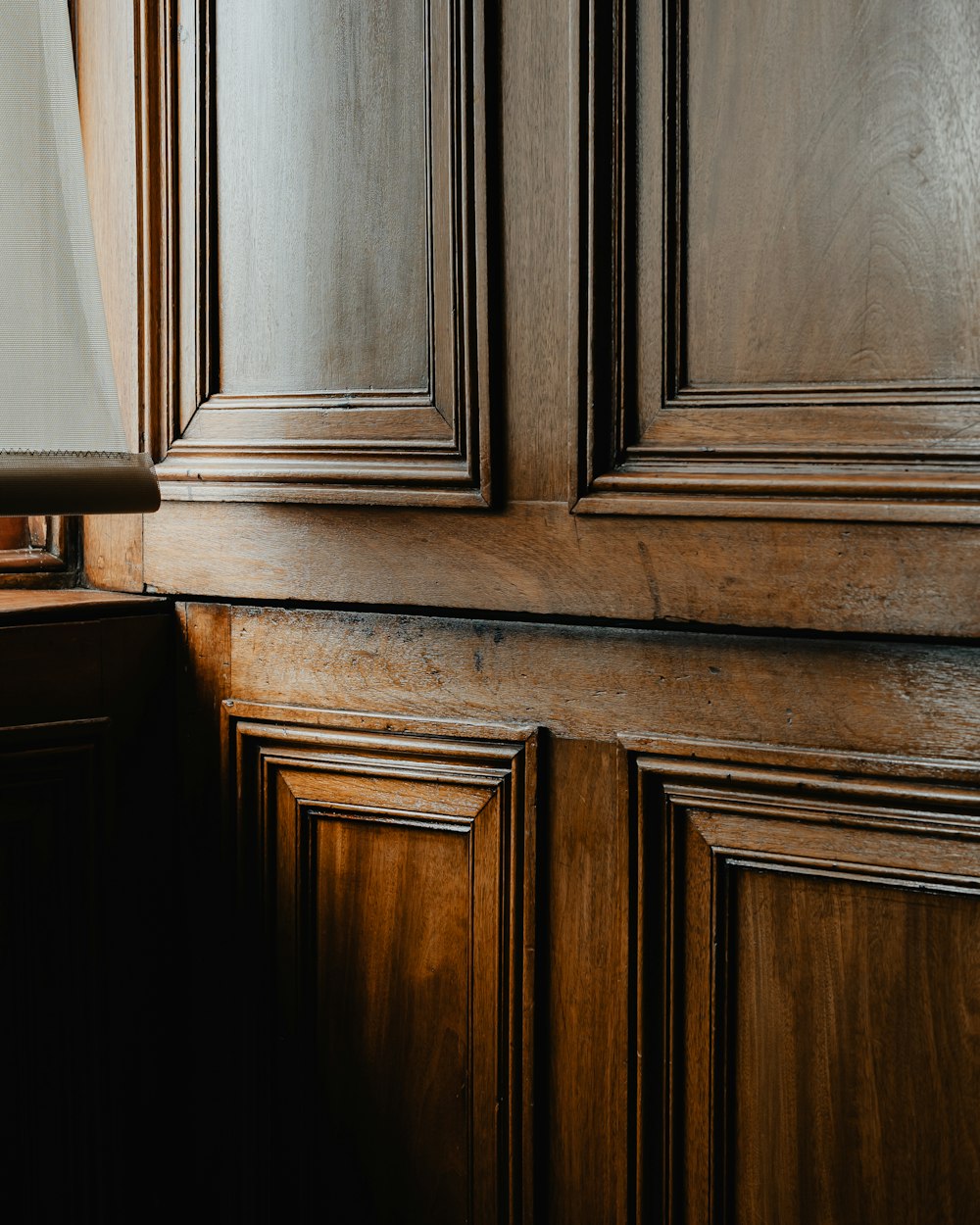 a lamp that is sitting on a table