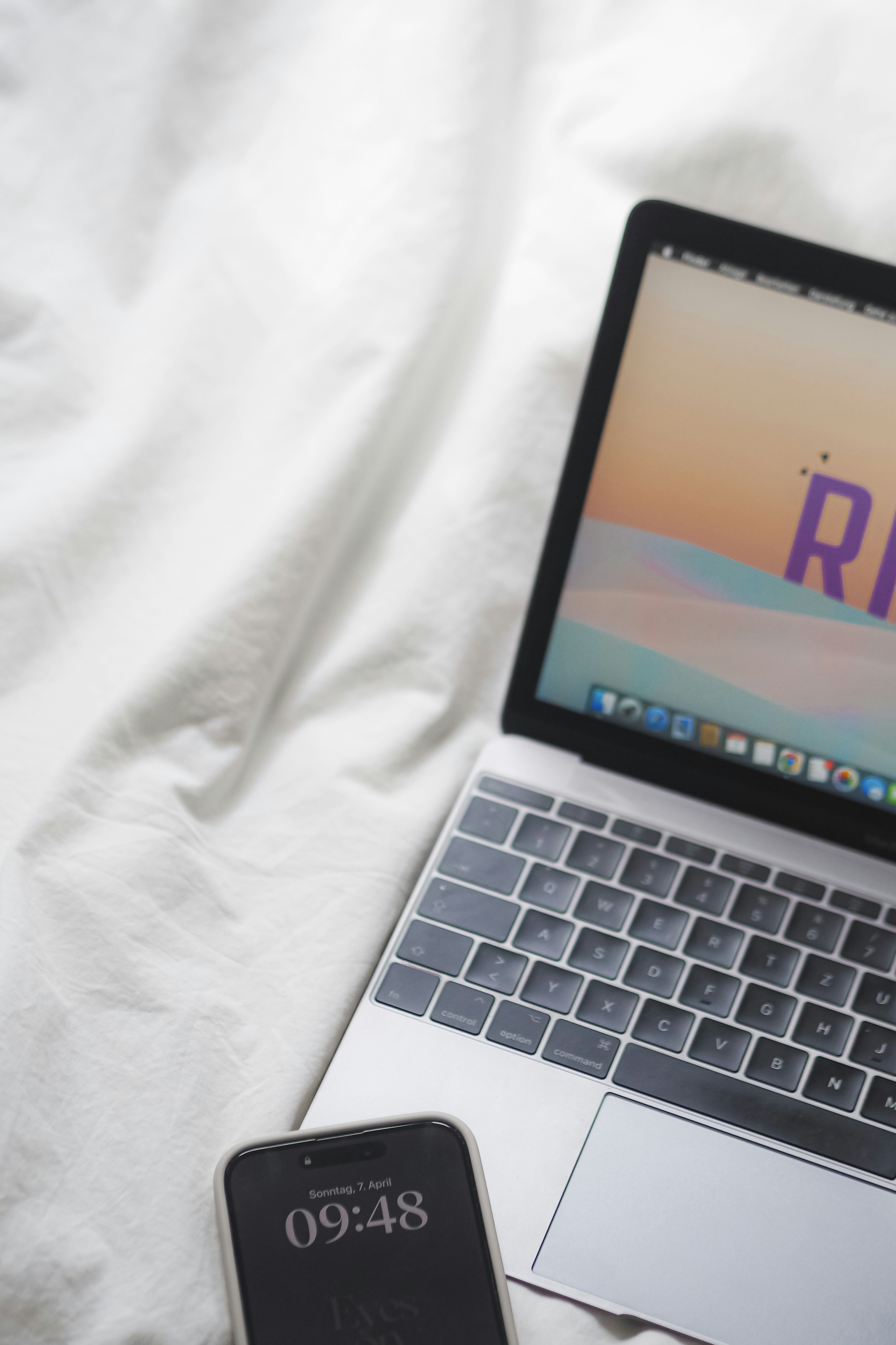 10 Digital Marketing Tools That Improve Keyword ROI for Bloggers