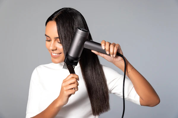 Cabello con acabado pulido