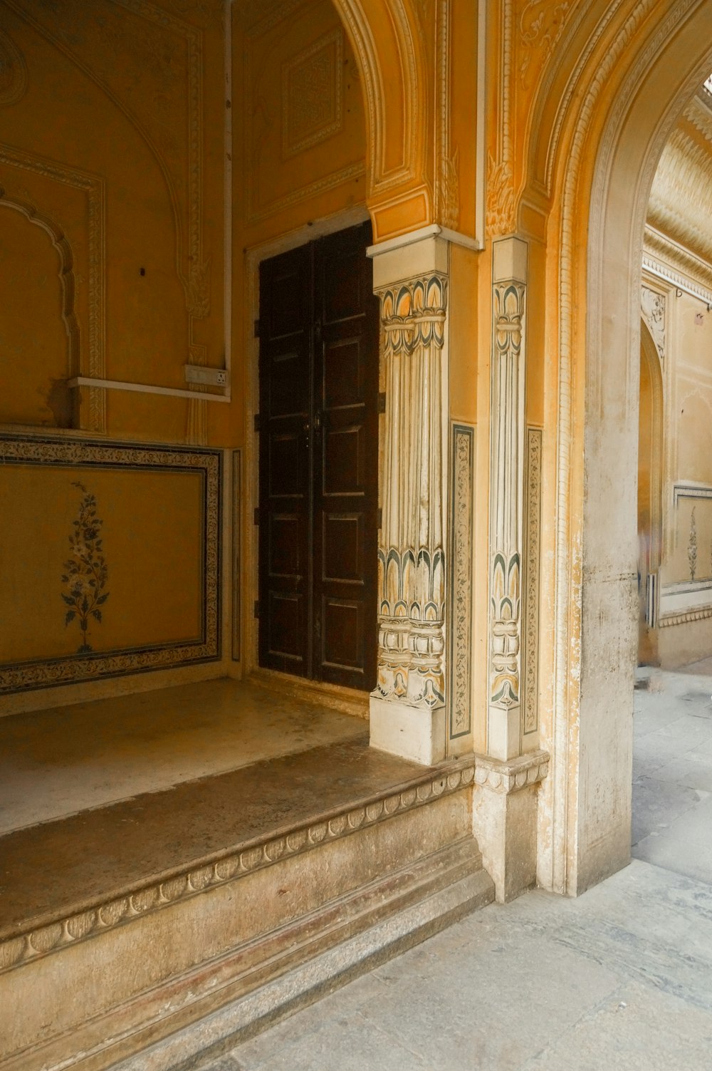 a very old building with a bunch of stairs