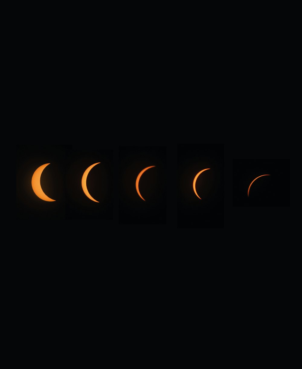 Eine Gruppe von Phasen einer Sonnenfinsternis