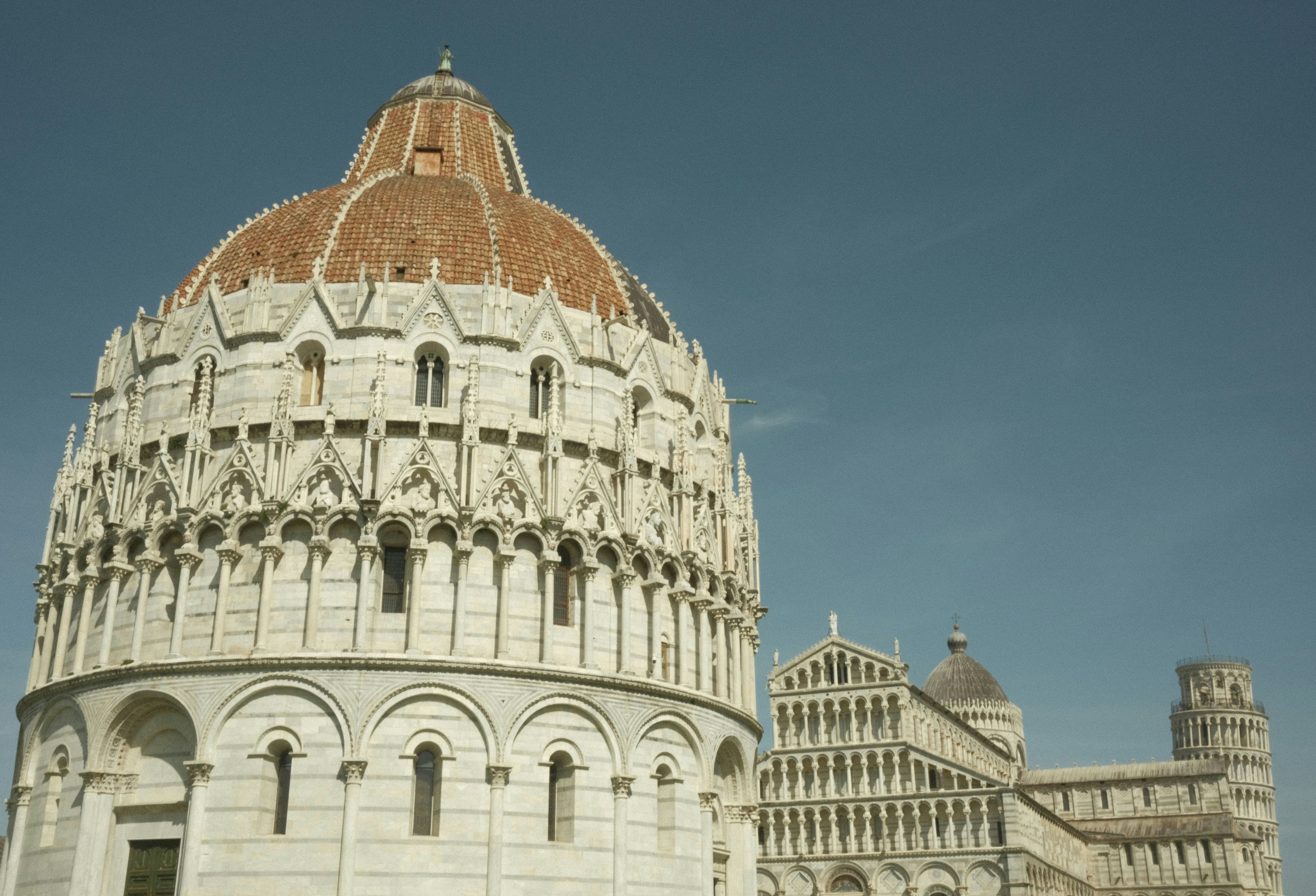 Photo by lorenzosardelli