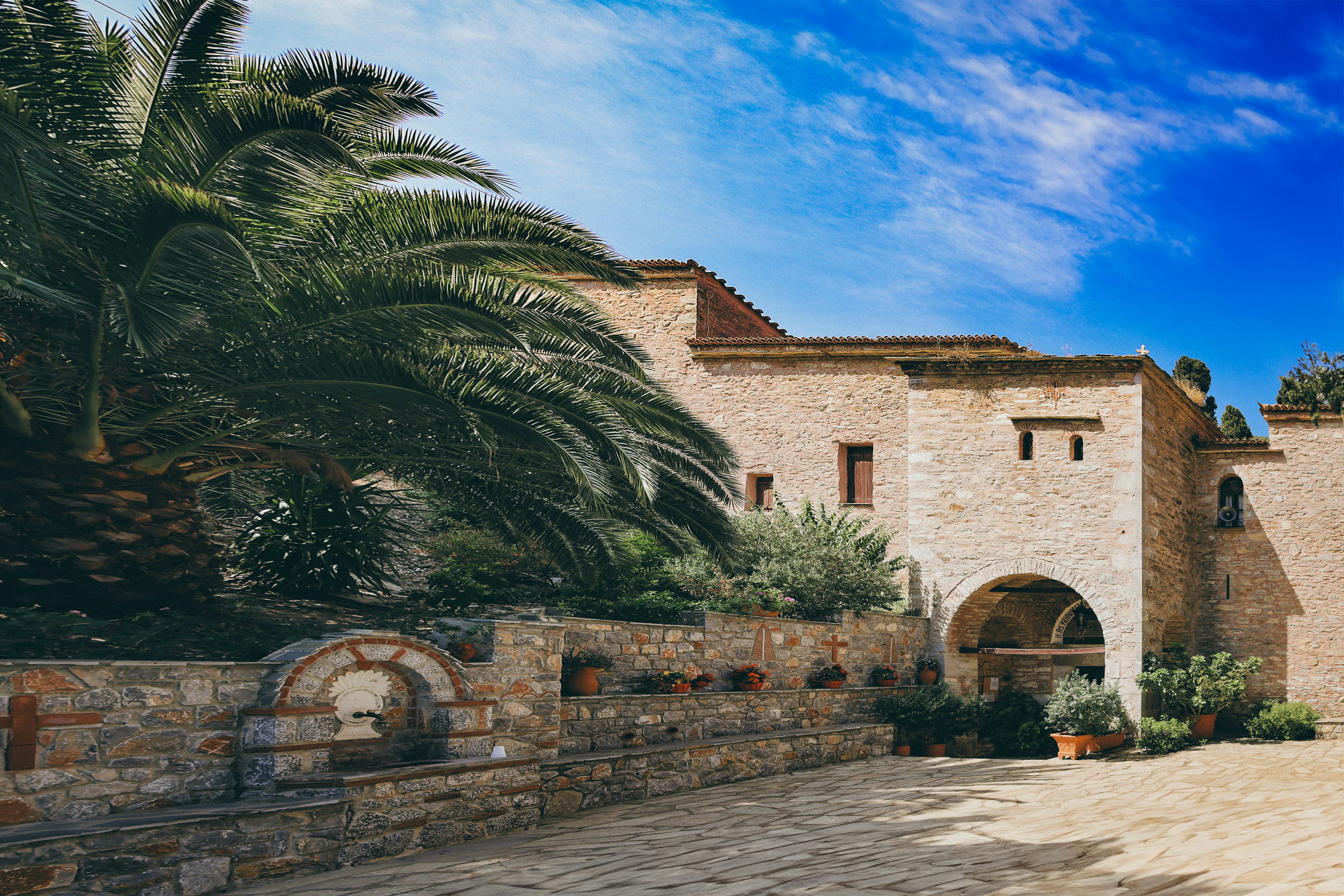 Photo by nickkarvounis