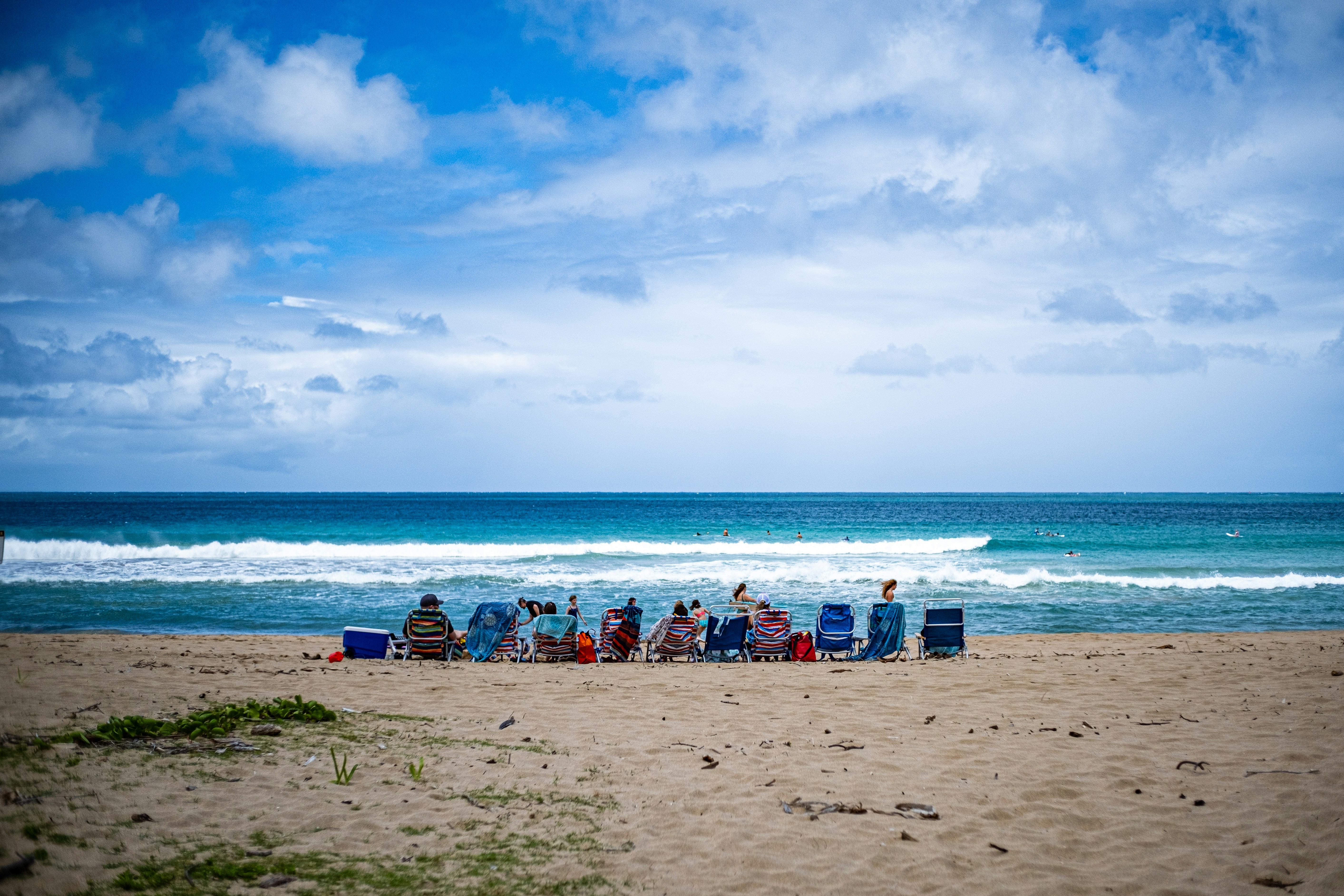 Long Lunches at Beach Clubs — Full afternoons at Beachouse, Experimental Beach, or Amante on Sol d'en Serra, built around grilled fish and natural wine.