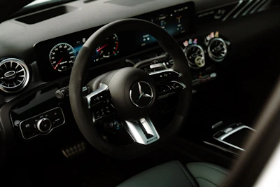 the interior of a mercedes benz benz benz benz benz benz benz benz benz benz benz