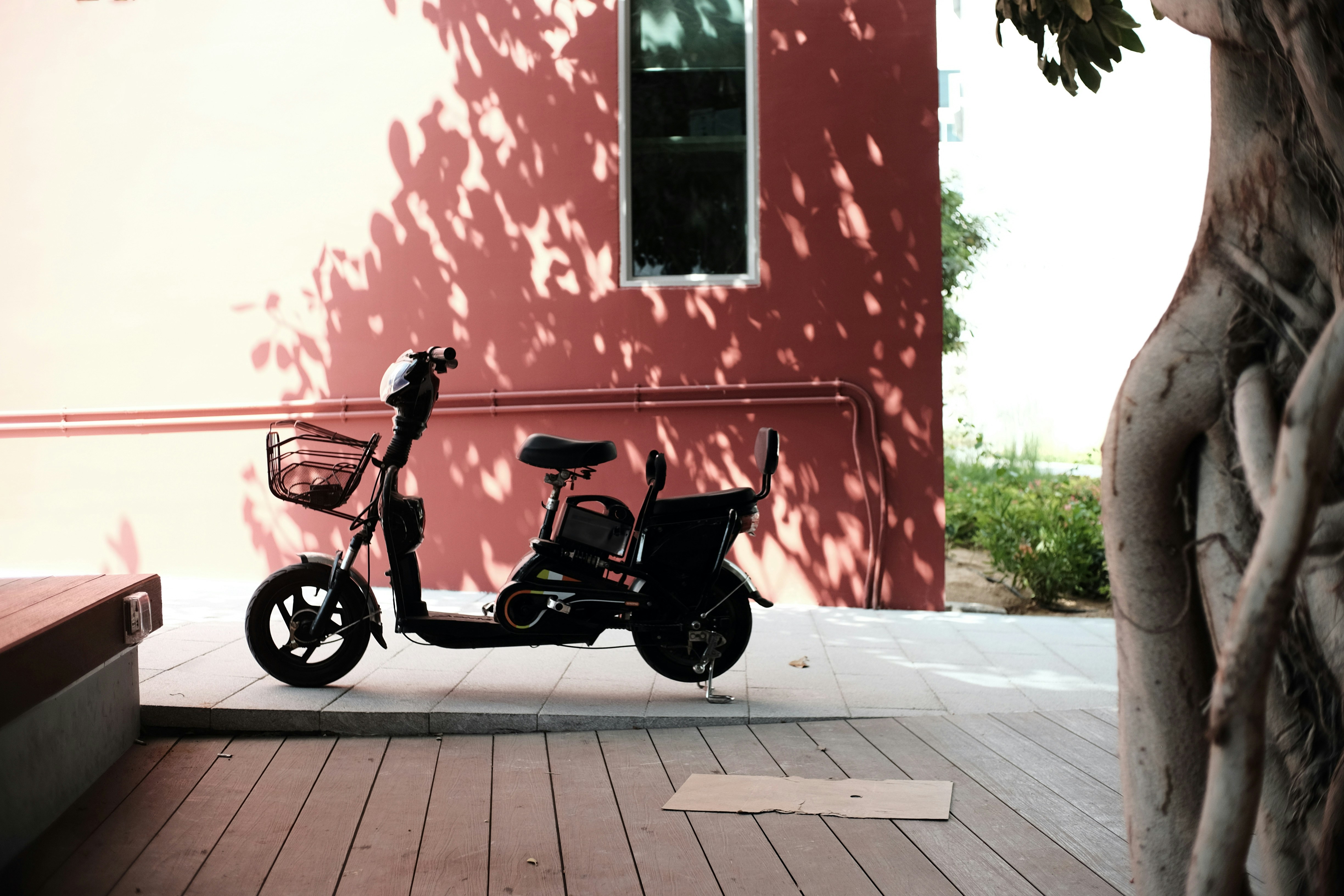 10 Smart Storage Ideas for Eco-friendly Electric Motorcycles