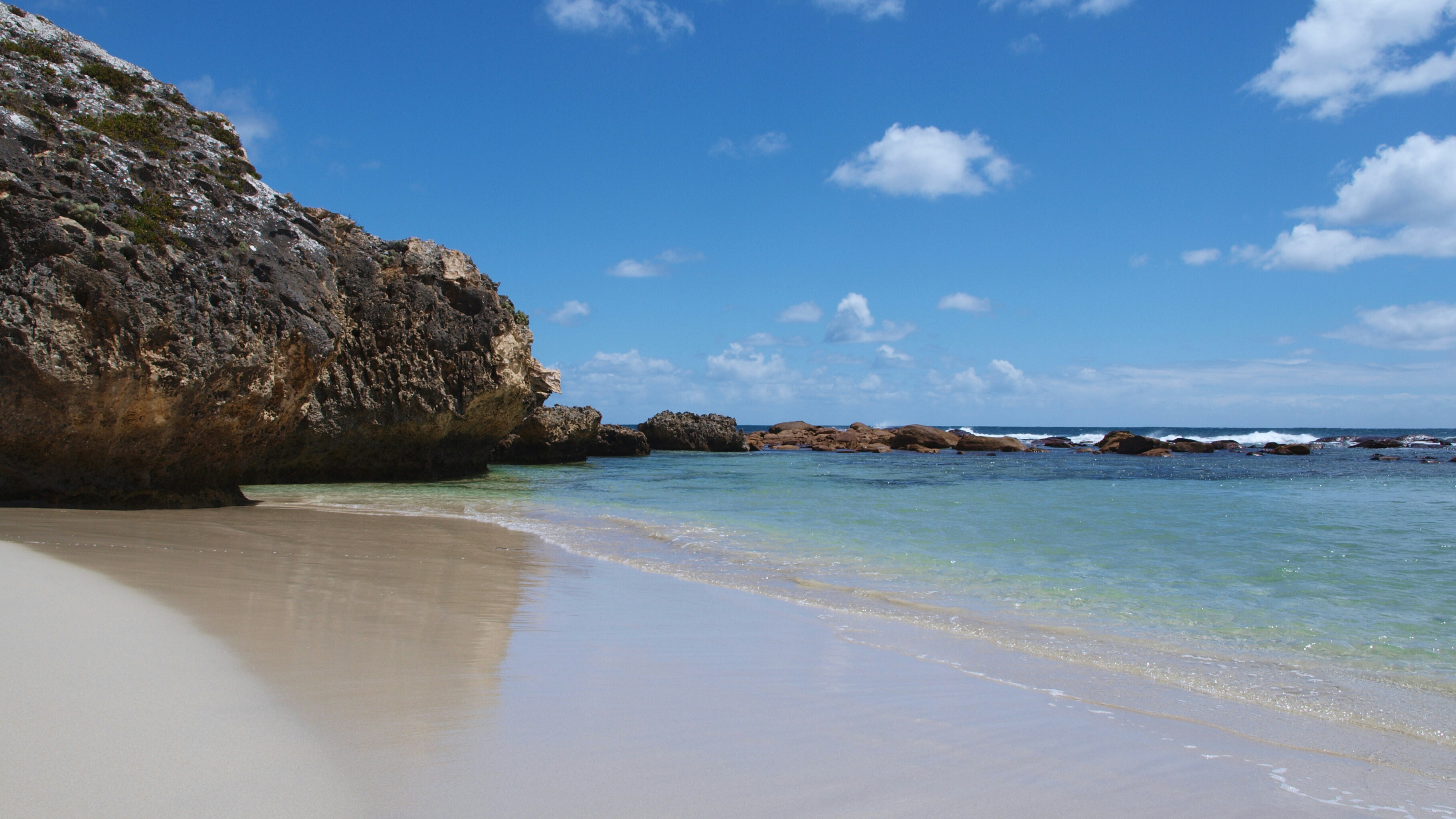 Photo by lutruwita_exposure