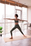 Exercice physique d'une femme de 50 ans