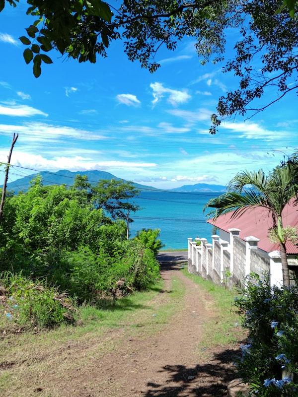 What to see in Larantuka: Travel Guide