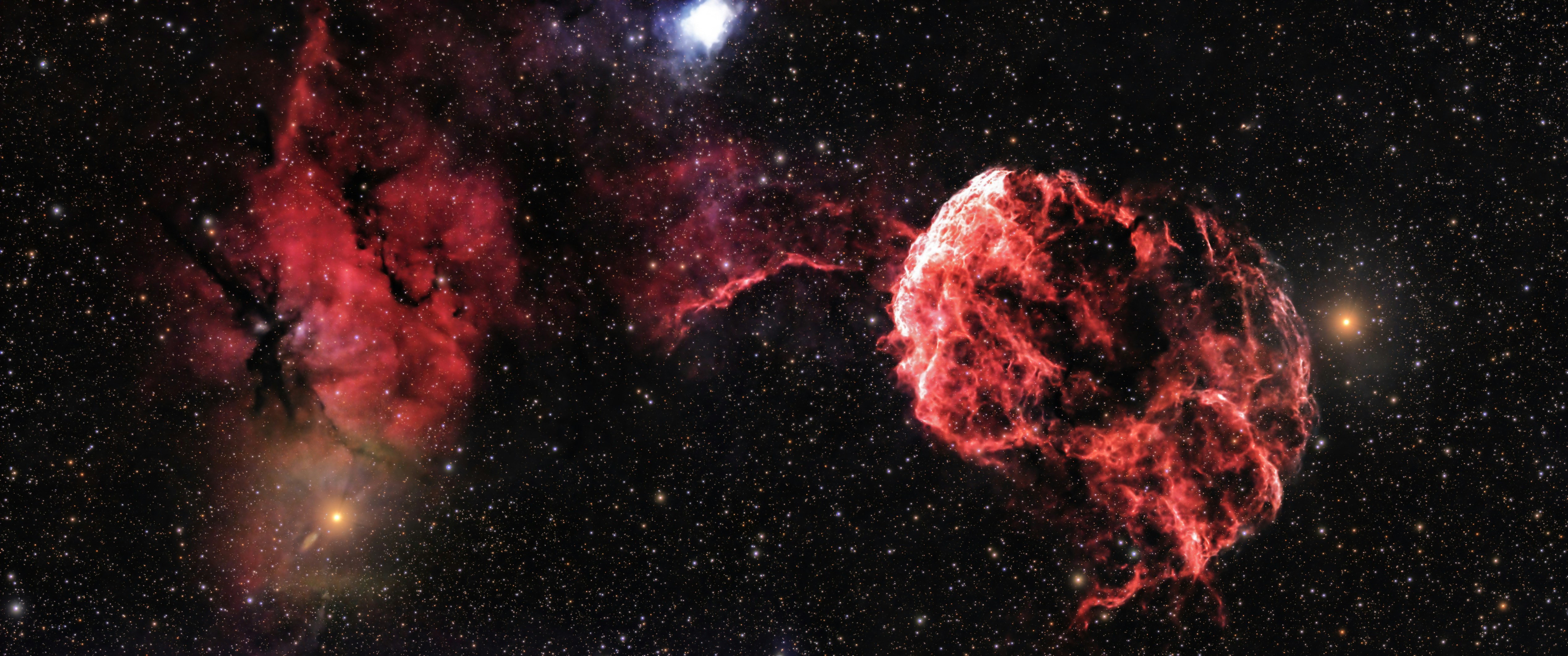 photo-1713318876712-066aba4df9a5?ixid=M3wxMjA3fDB8MXxzZWFyY2h8OHx8bnJnJTIwdnMlMjBhc3RyYWxpc3xlbnwwfHx8fDE3NjMxNTkyMDF8MA\u0026ixlib=rb-4.1.0