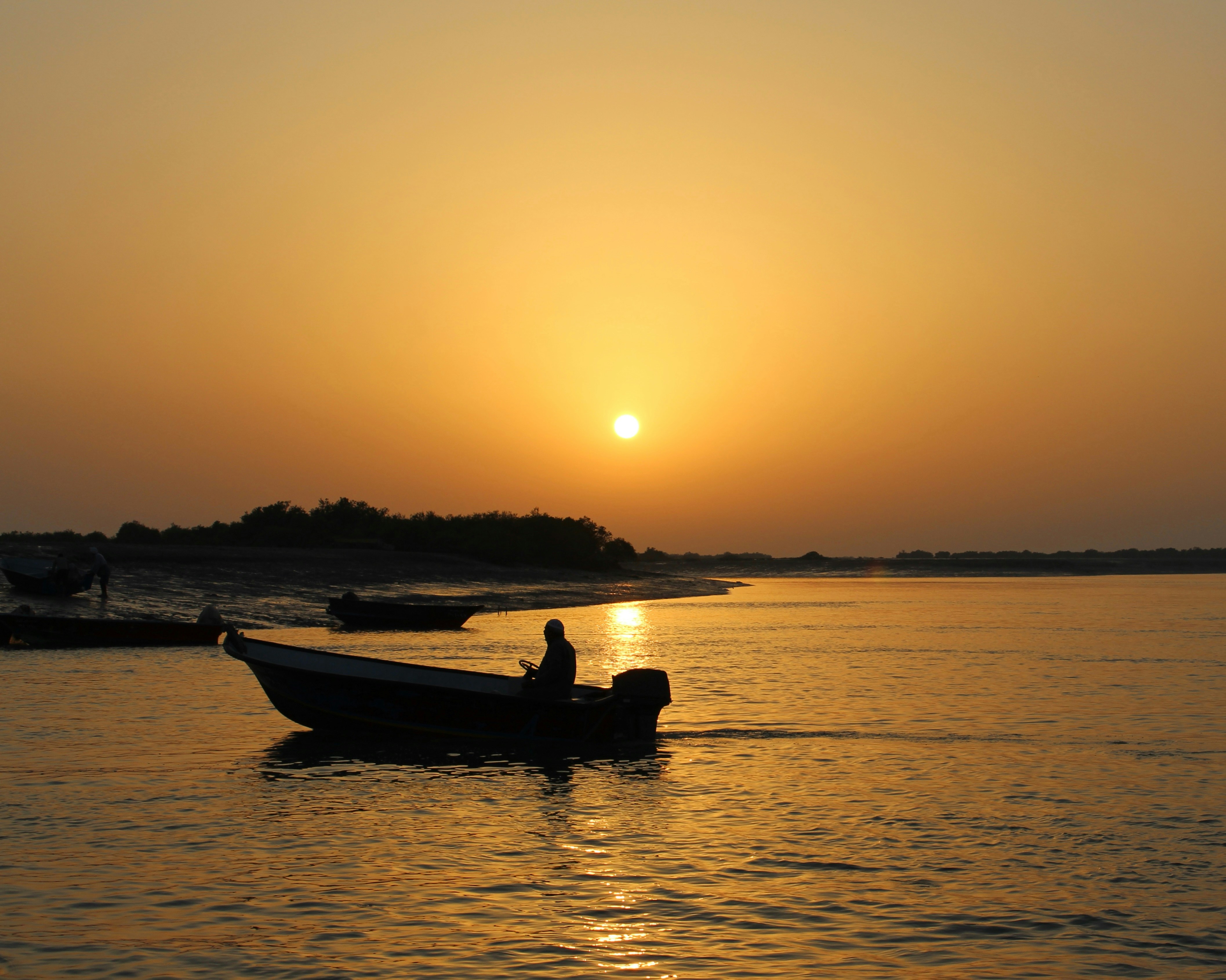 Photo by farid_karimi