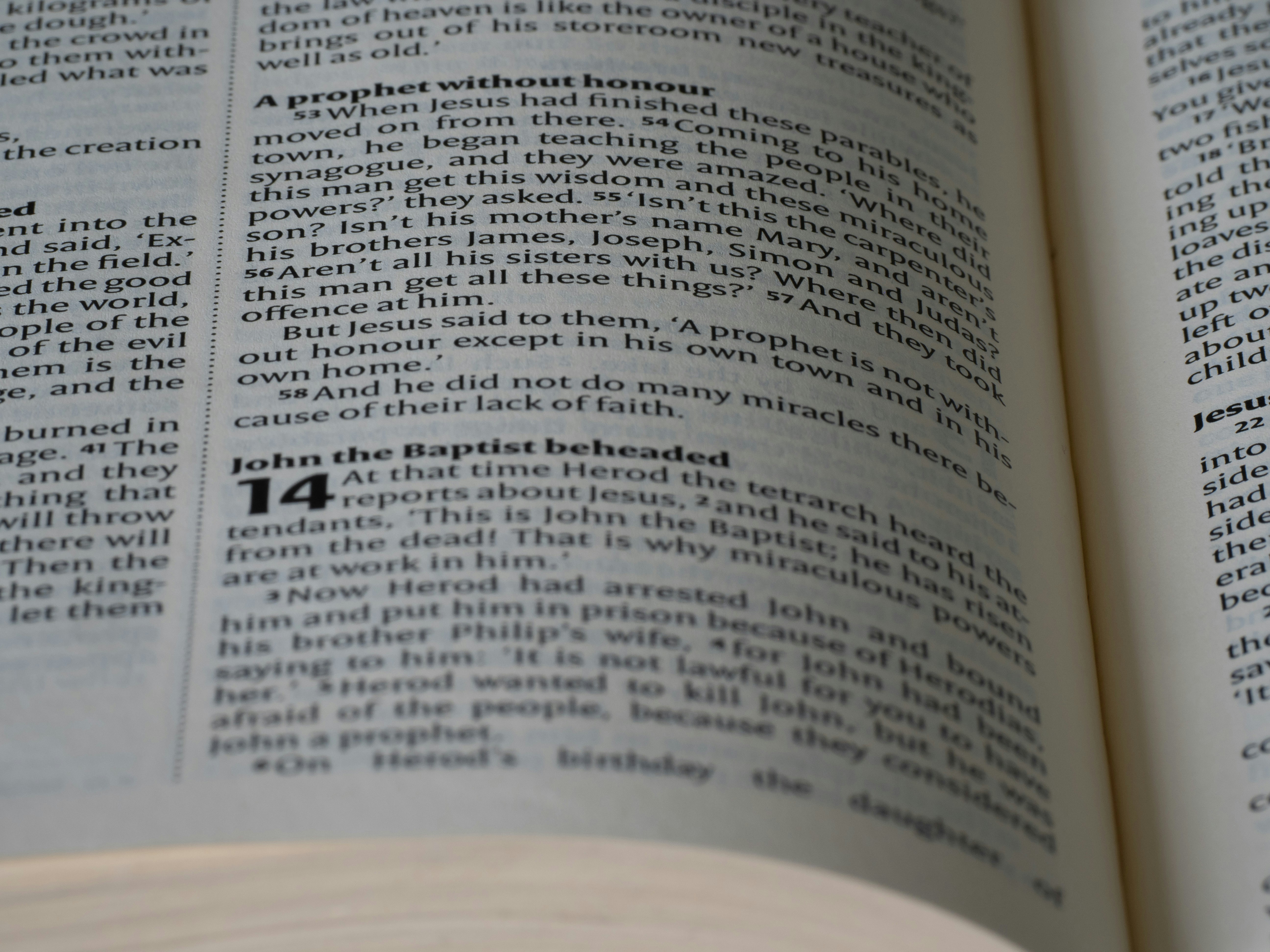 close up, bokeh, bible, new testament, christian, history, text, reading, bible study, devotions, christianity, scripture, Matthew, Synoptic Gospel, Gospel,