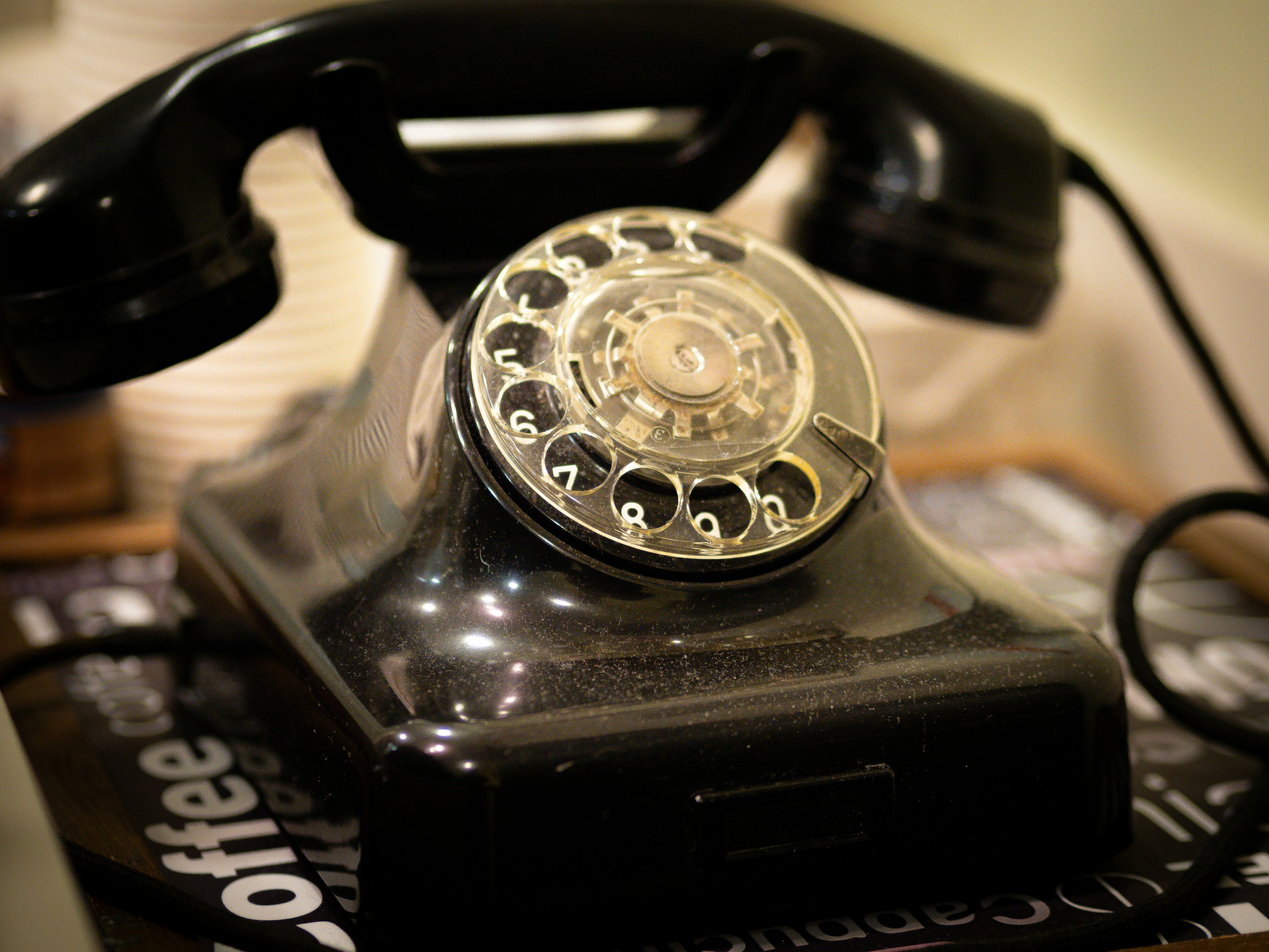 Veterinary AI Answering Service old phone