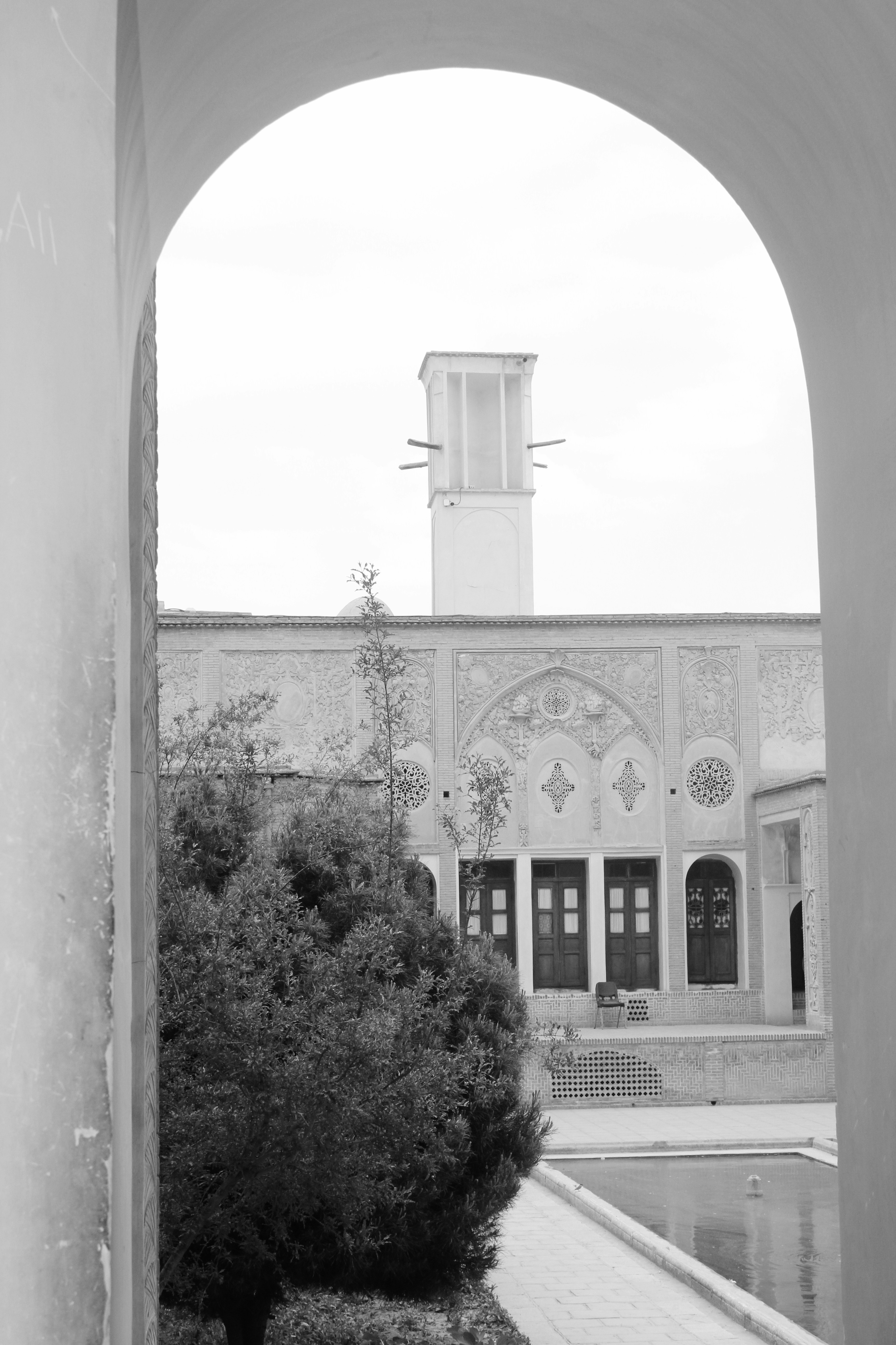 Photo by manavimoghadam