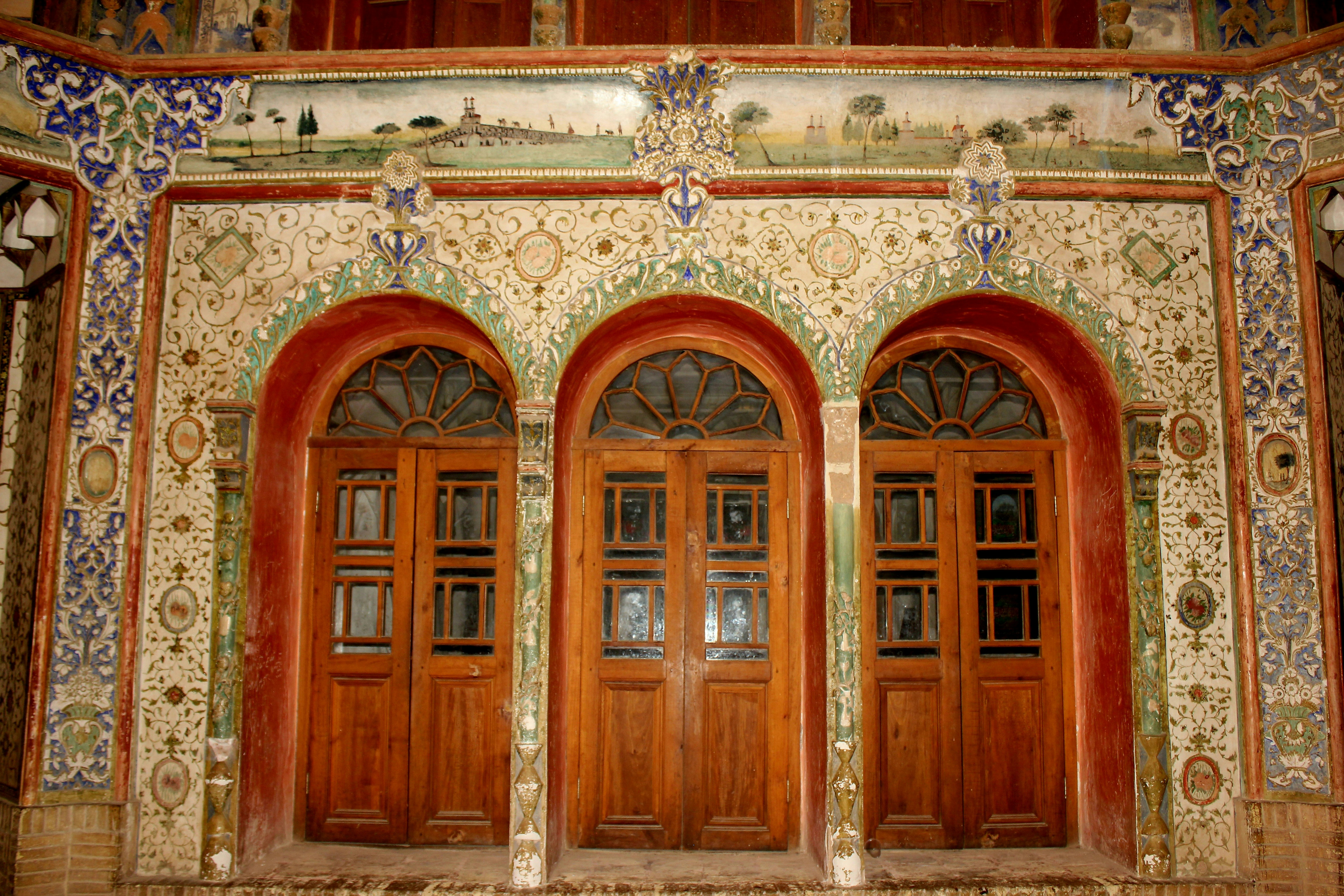 Photo by manavimoghadam