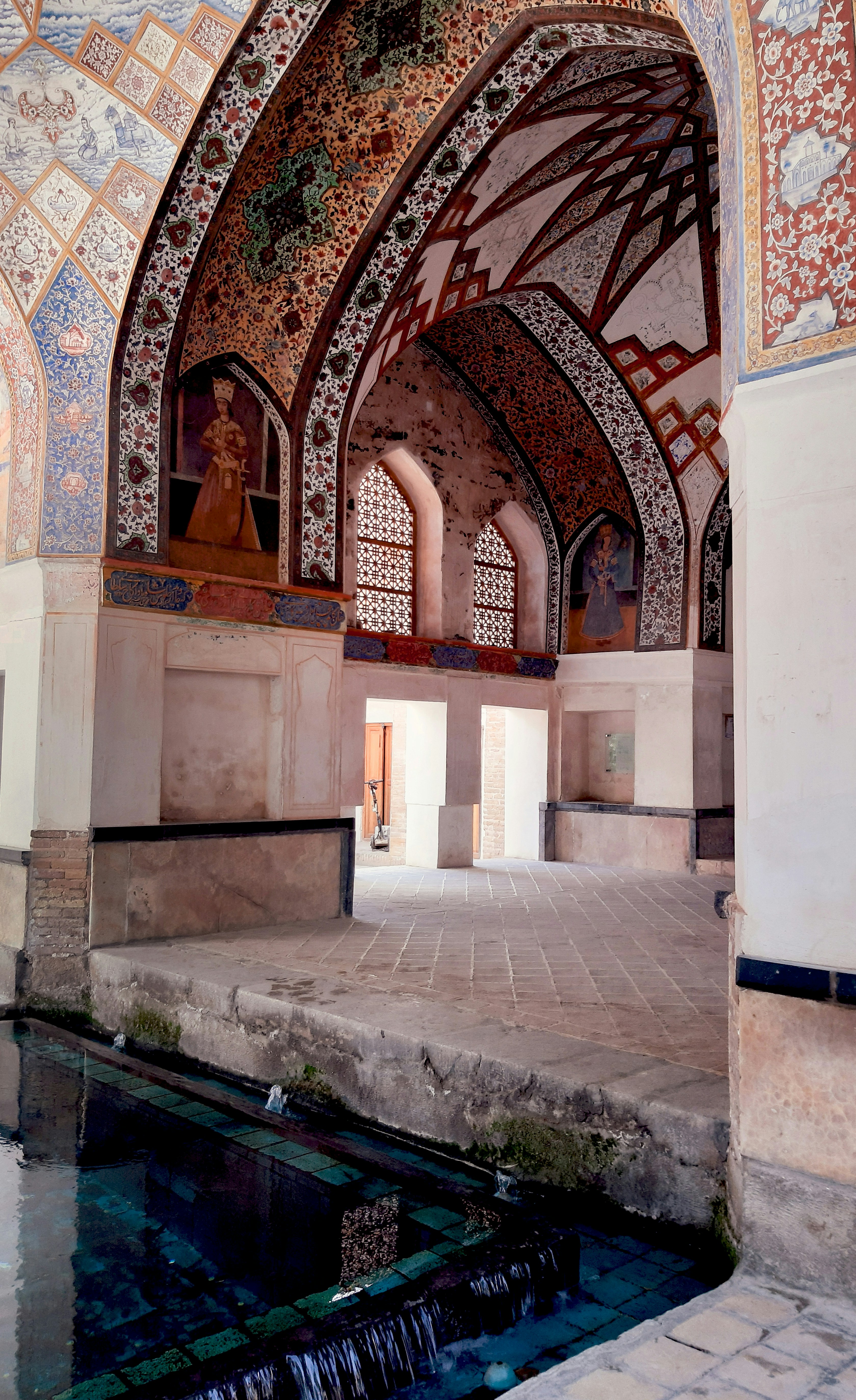 Photo by parastoo_sa