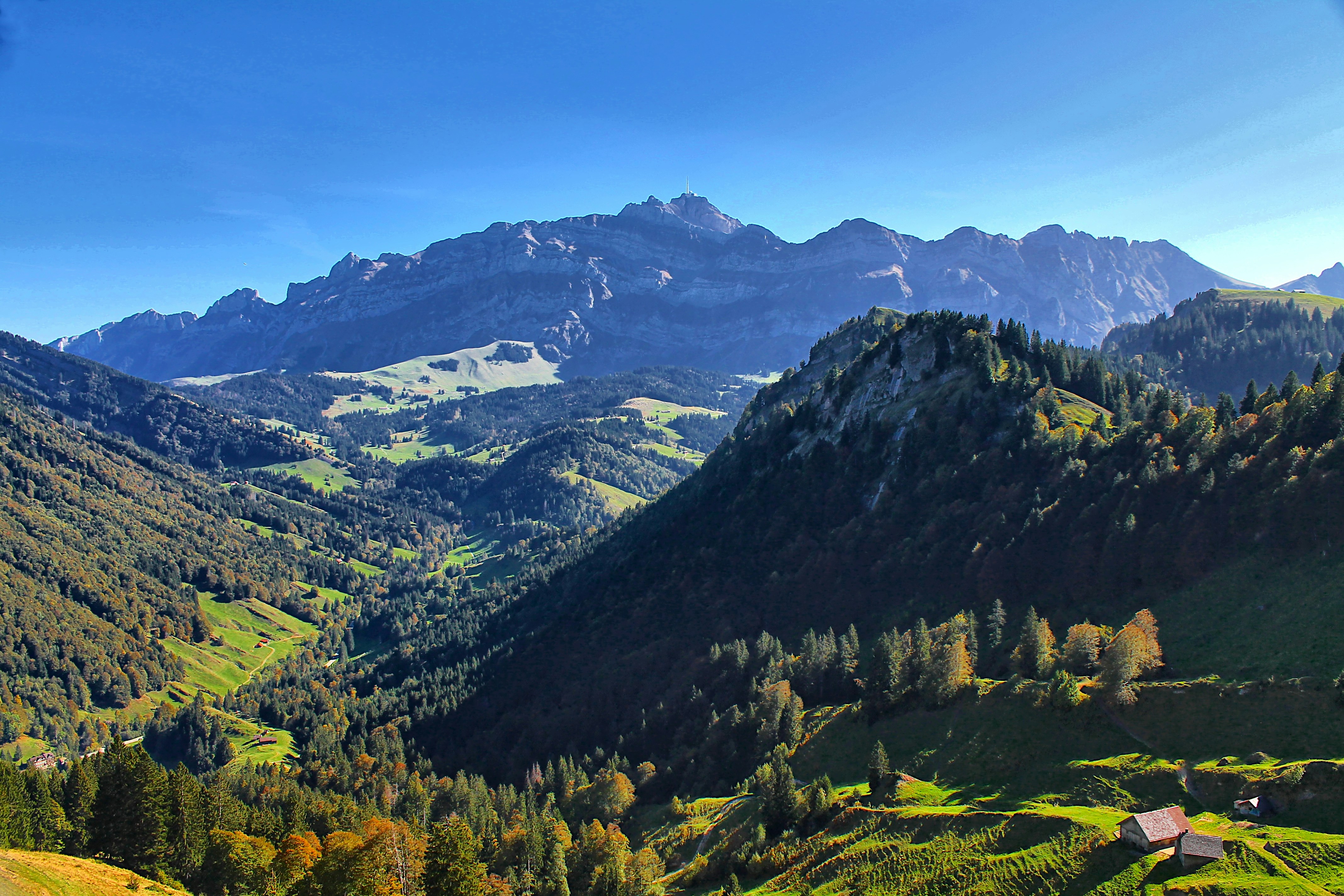 Photo by appenzellmoto