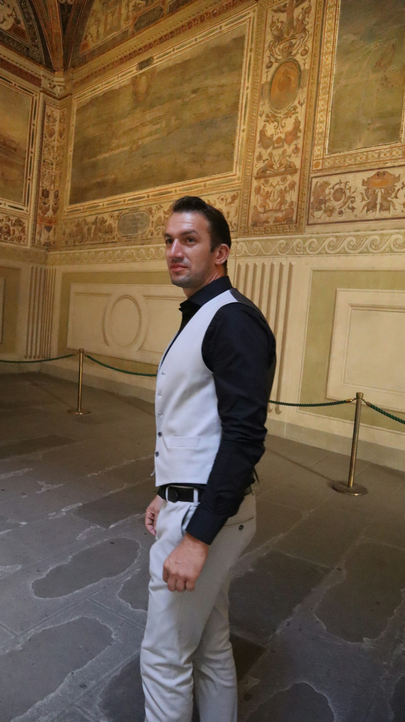 Florence cityscape — the Duomo at dusk, Pitti Uomo host city