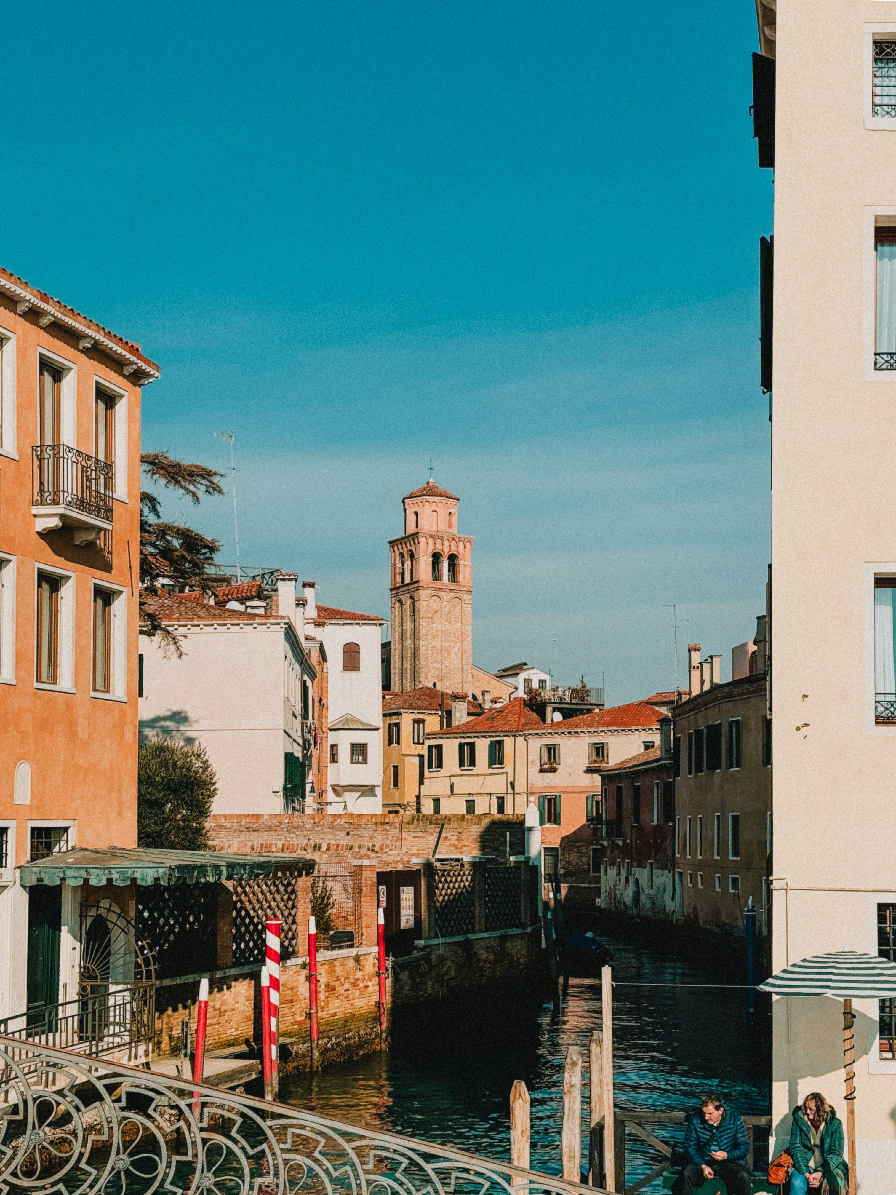 Photo by catalindumitrascu