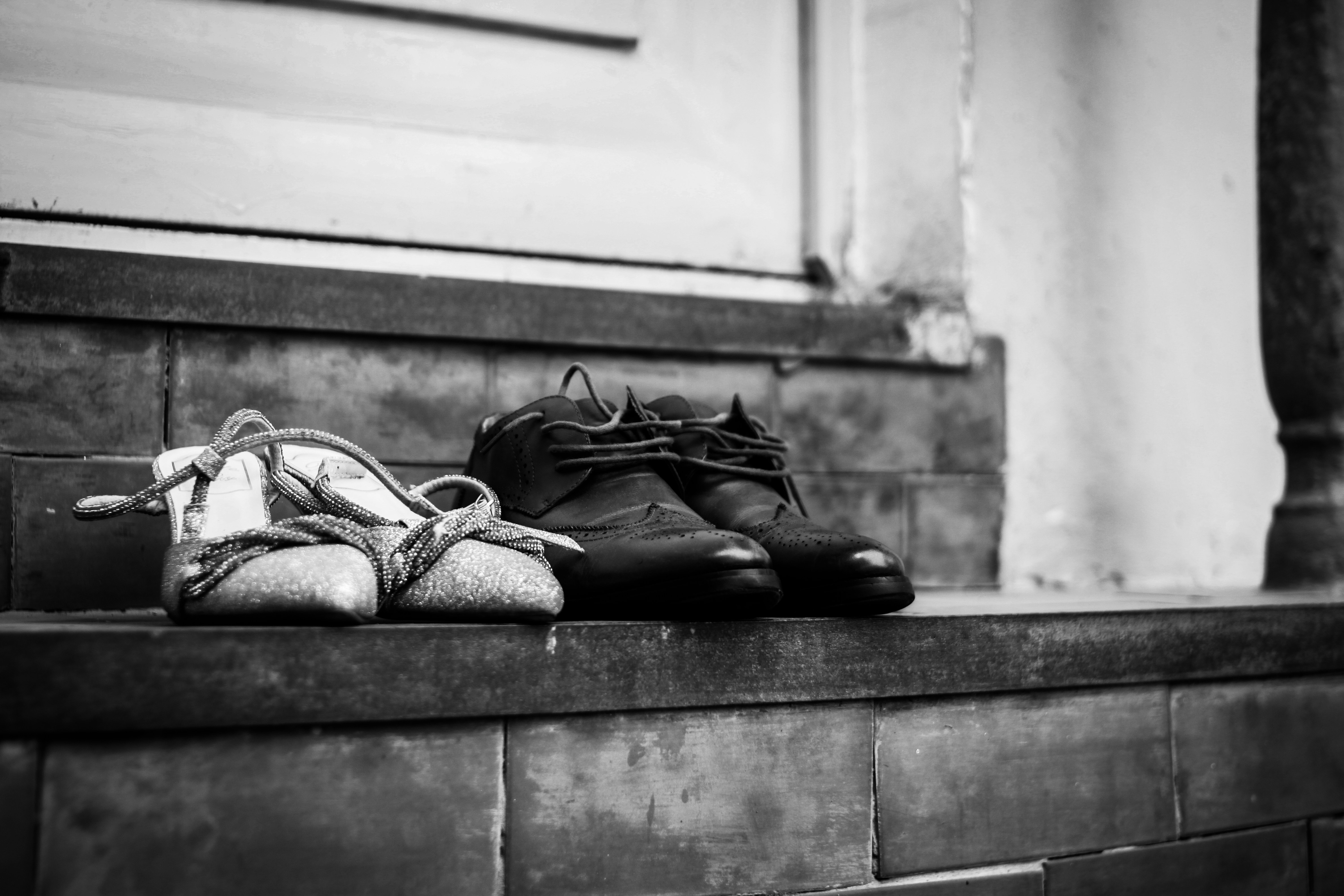 a pair of shoes sitting on top of a step