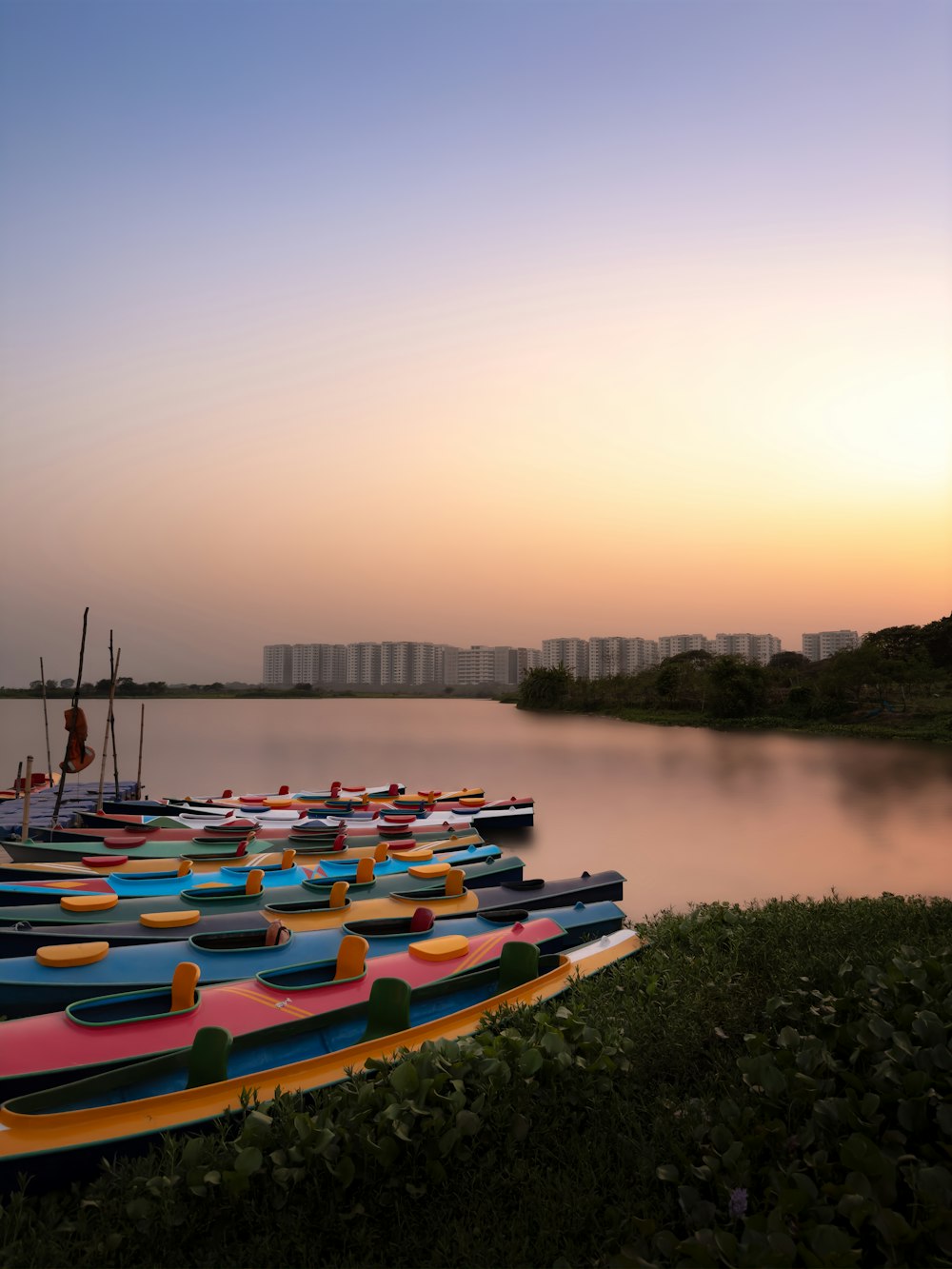 a bunch of boats that are sitting in the water