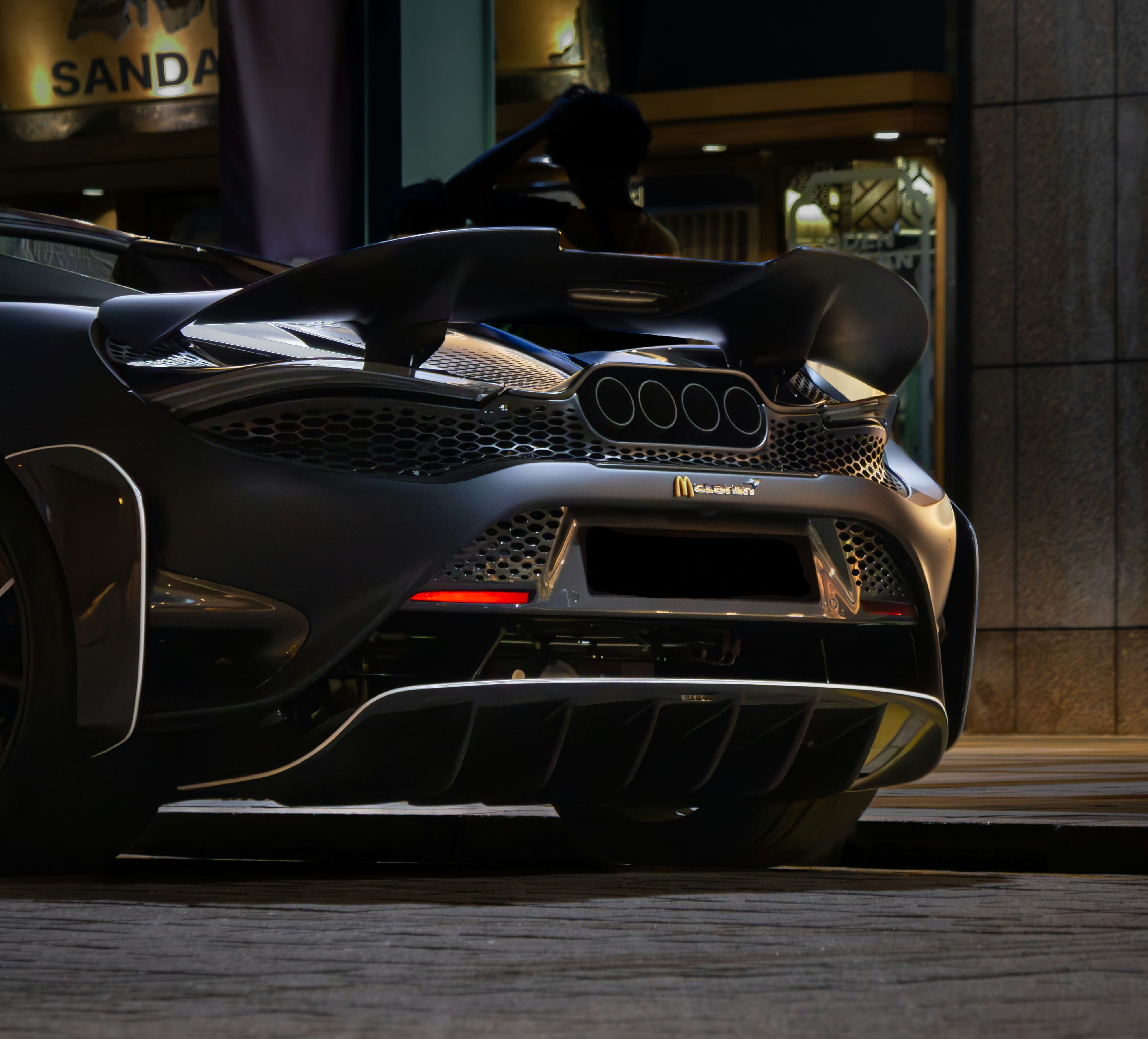 Photo by horseratbros