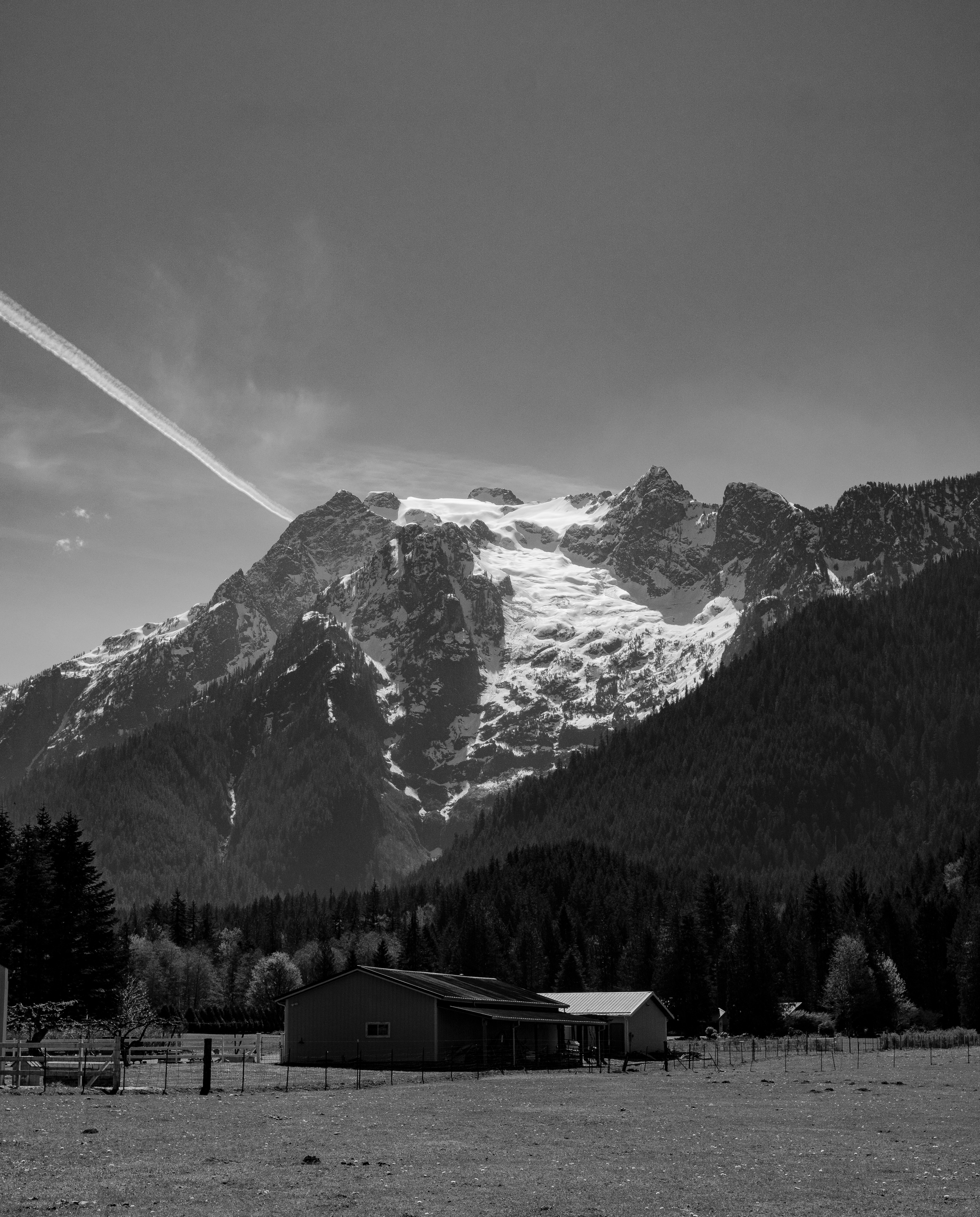 A black and white photo of a mountain range photo – Free Usa Image on ...