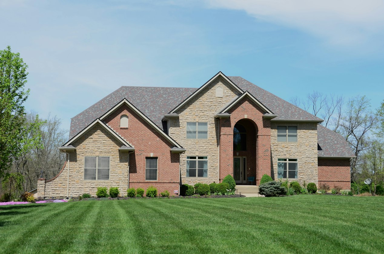 Thornewood Neighborhood Guide: Ponds, Paths and Lake of the Woods in Mahomet | Max Mitchell